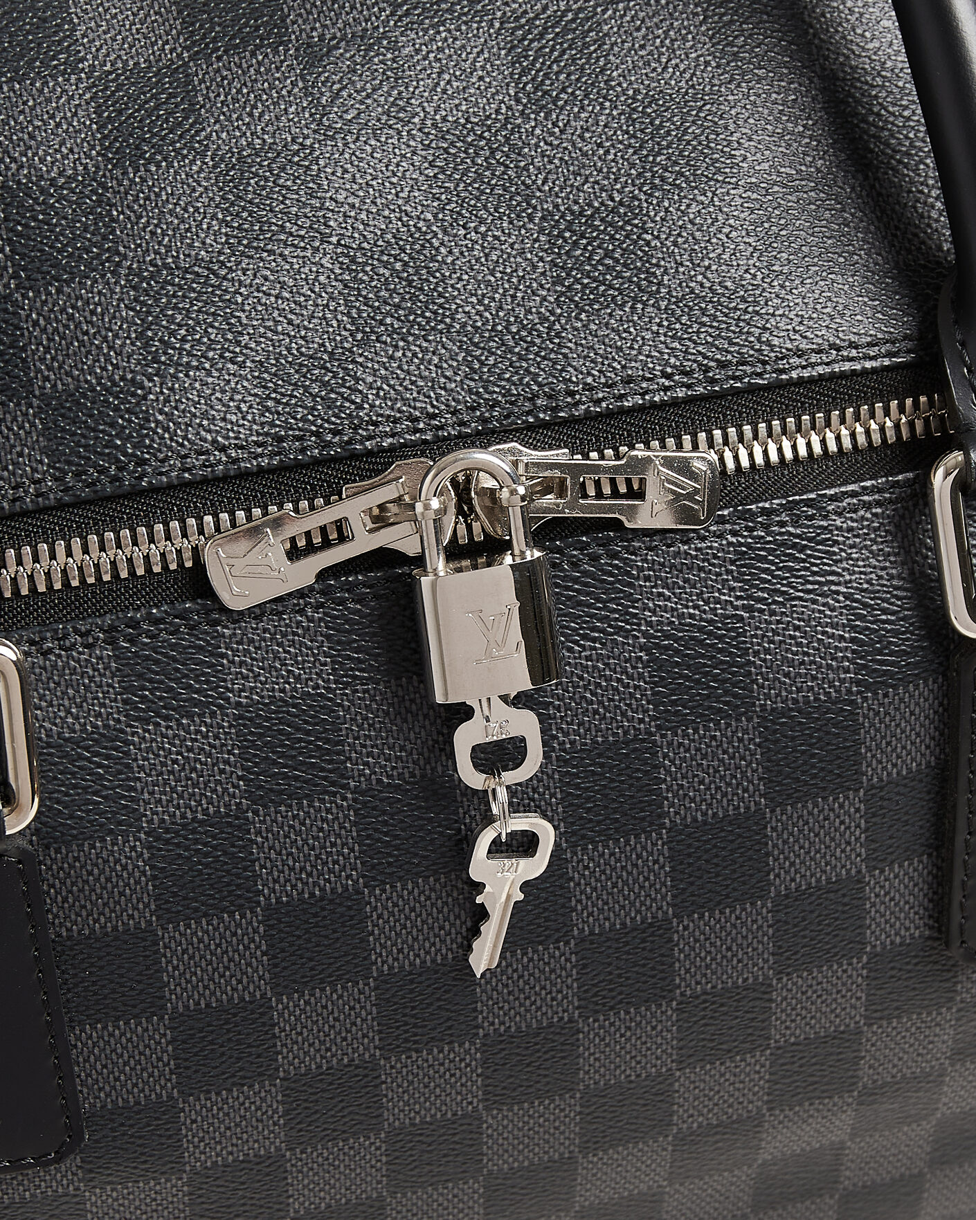 Louis Vuitton Pre-Owned Roadster 50 Damier Graphite at CareOfCarl.com