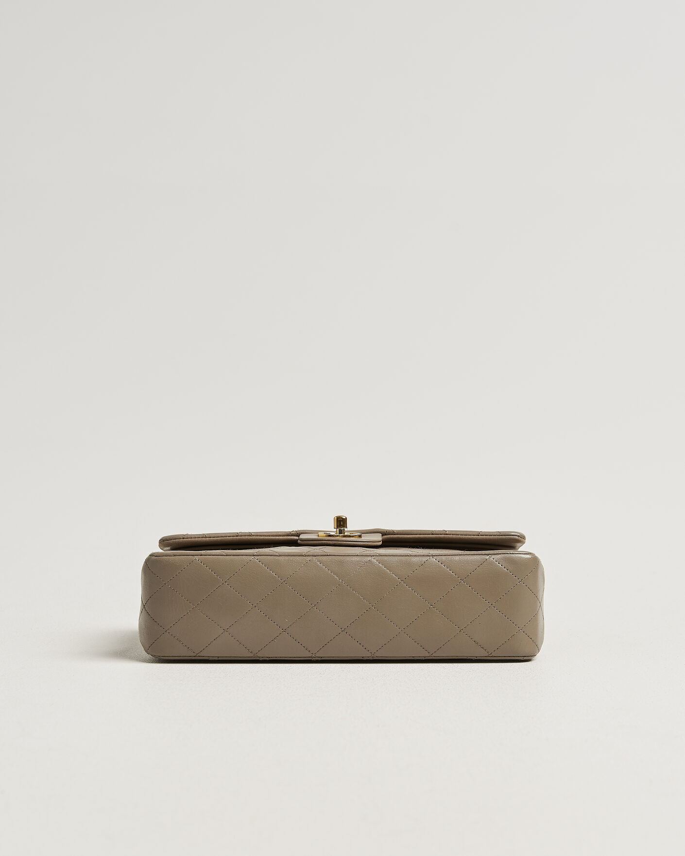 Men | Pre-Owned & Vintage Bags | Chanel Pre-Owned | Classic Medium Double Flap Bag Lambskin Beige