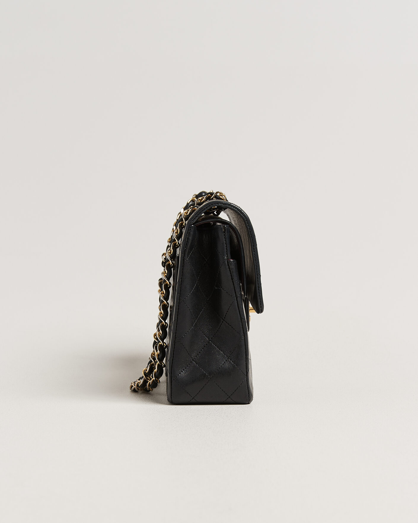 Men | Pre-Owned & Vintage Bags | Chanel Pre-Owned | Classic Medium Square Double Flap Bag Lambskin Black