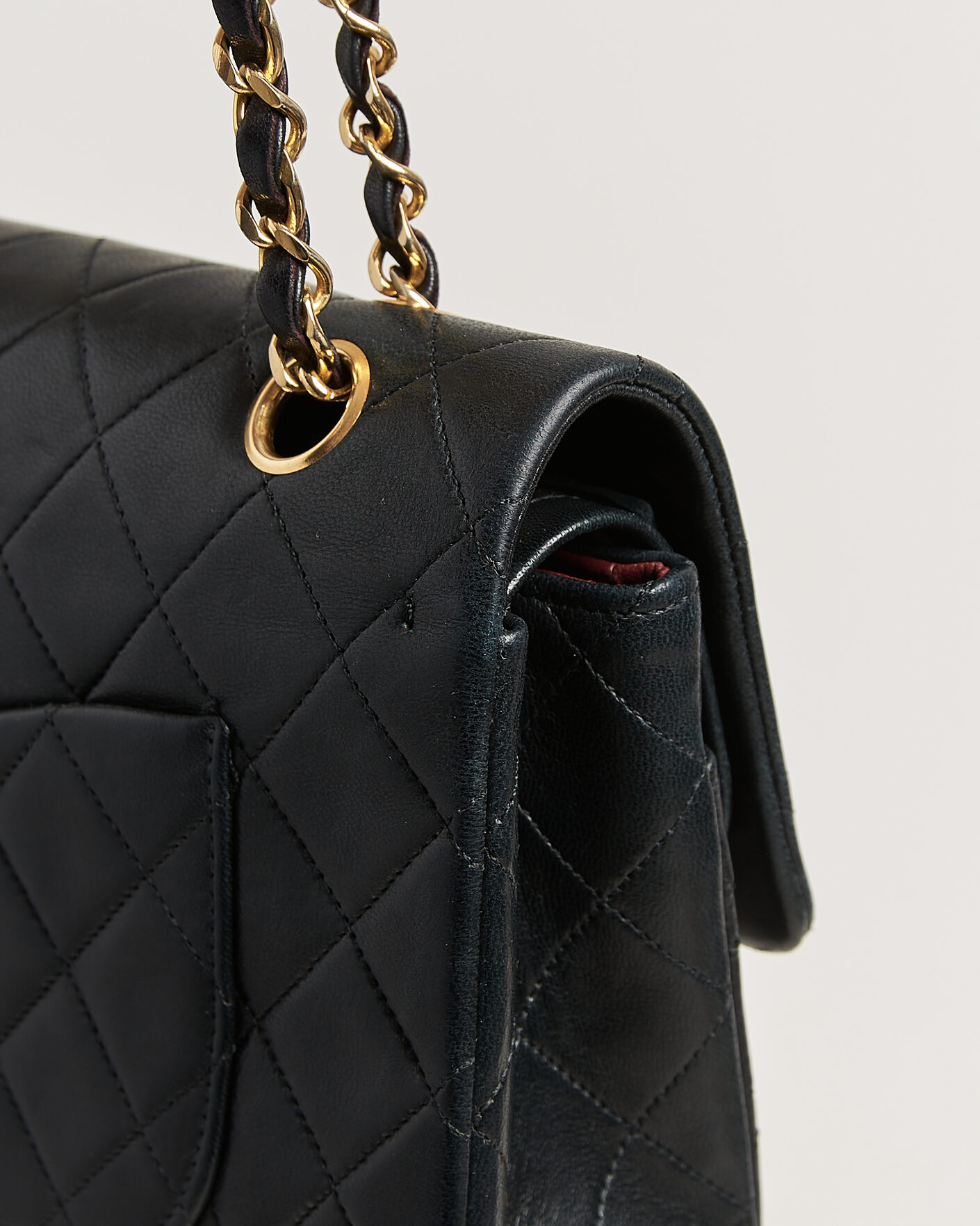 Men | Pre-Owned & Vintage Bags | Chanel Pre-Owned | Classic Medium Double Flap Bag Lambskin Black