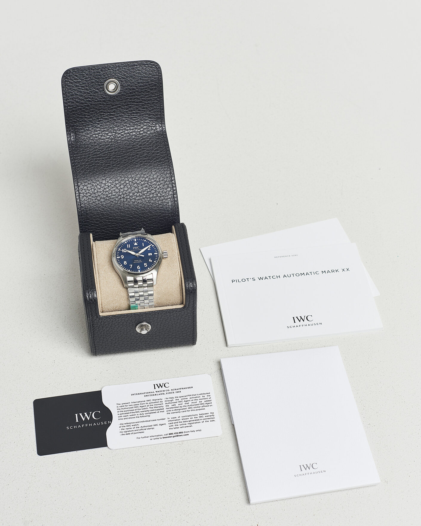 Men | Pre-Owned & Vintage Watches | IWC Pre-Owned | Pilot's Watch Mark XX  