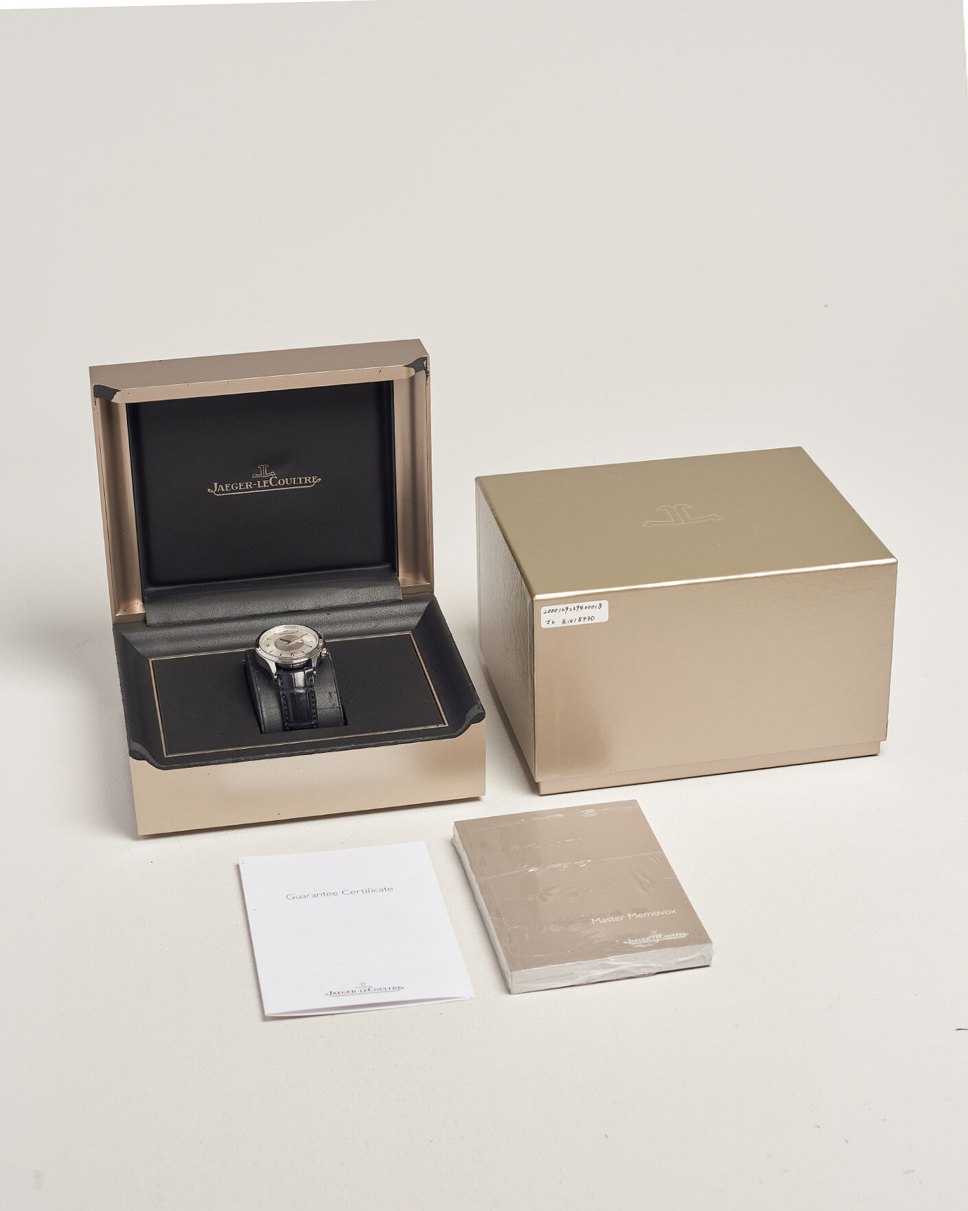 Men | Jaeger-LeCoultre Pre-Owned Master Memovox | Jaeger-LeCoultre Pre-Owned | Master Memovox