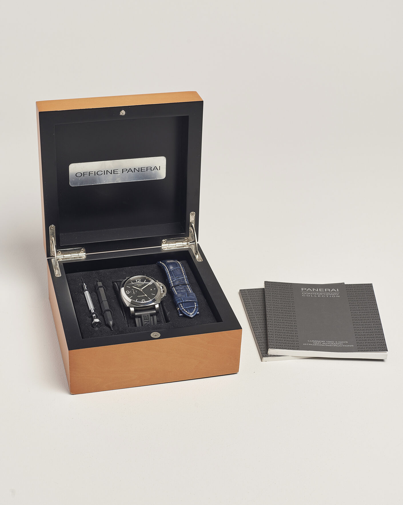 Men | Pre-Owned & Vintage Watches | Panerai Pre-Owned | Luminor 44 1950 GMT 