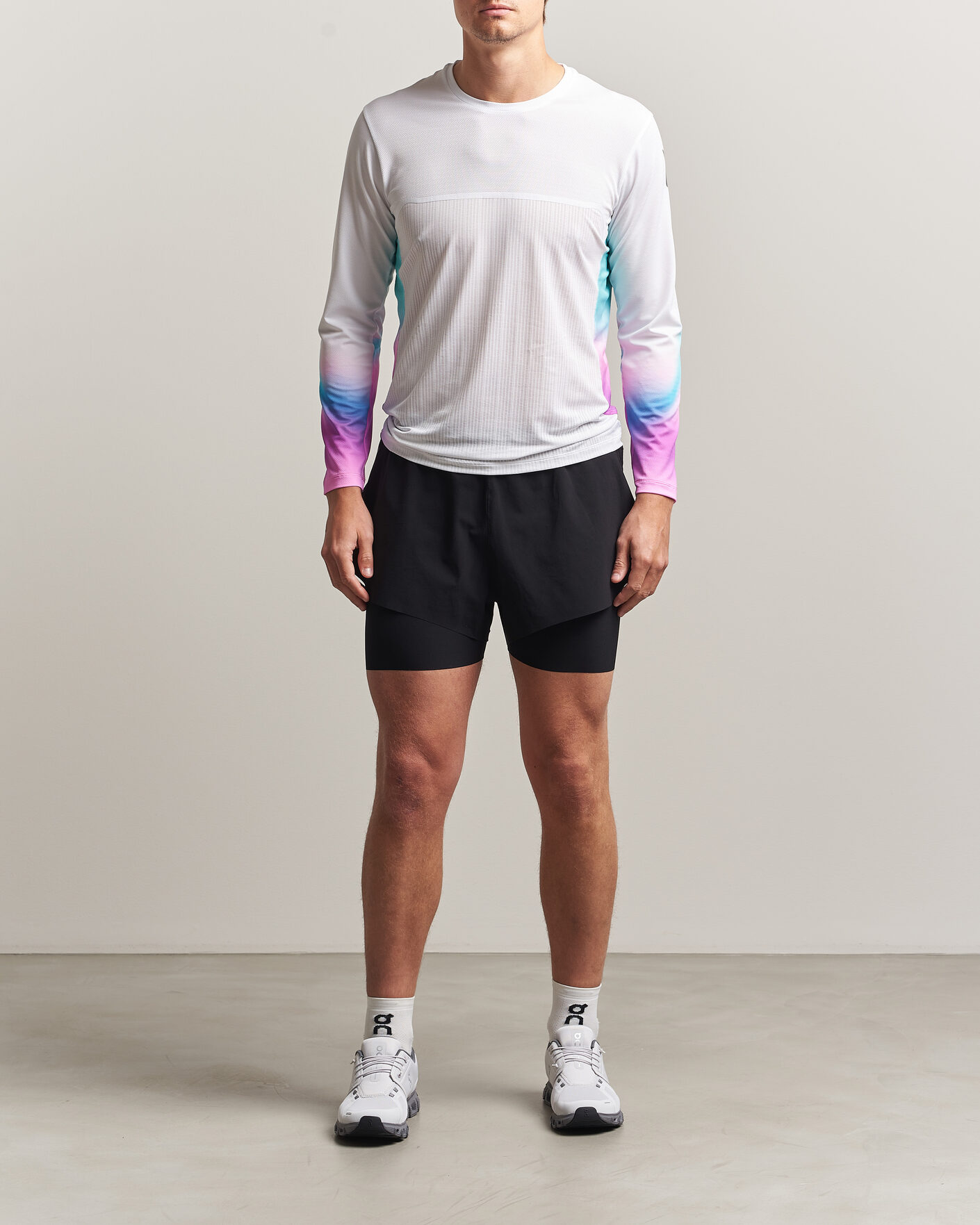 Men | T-Shirts | SOAR Running | Hot Weather Long Sleeve Tee White/Blue