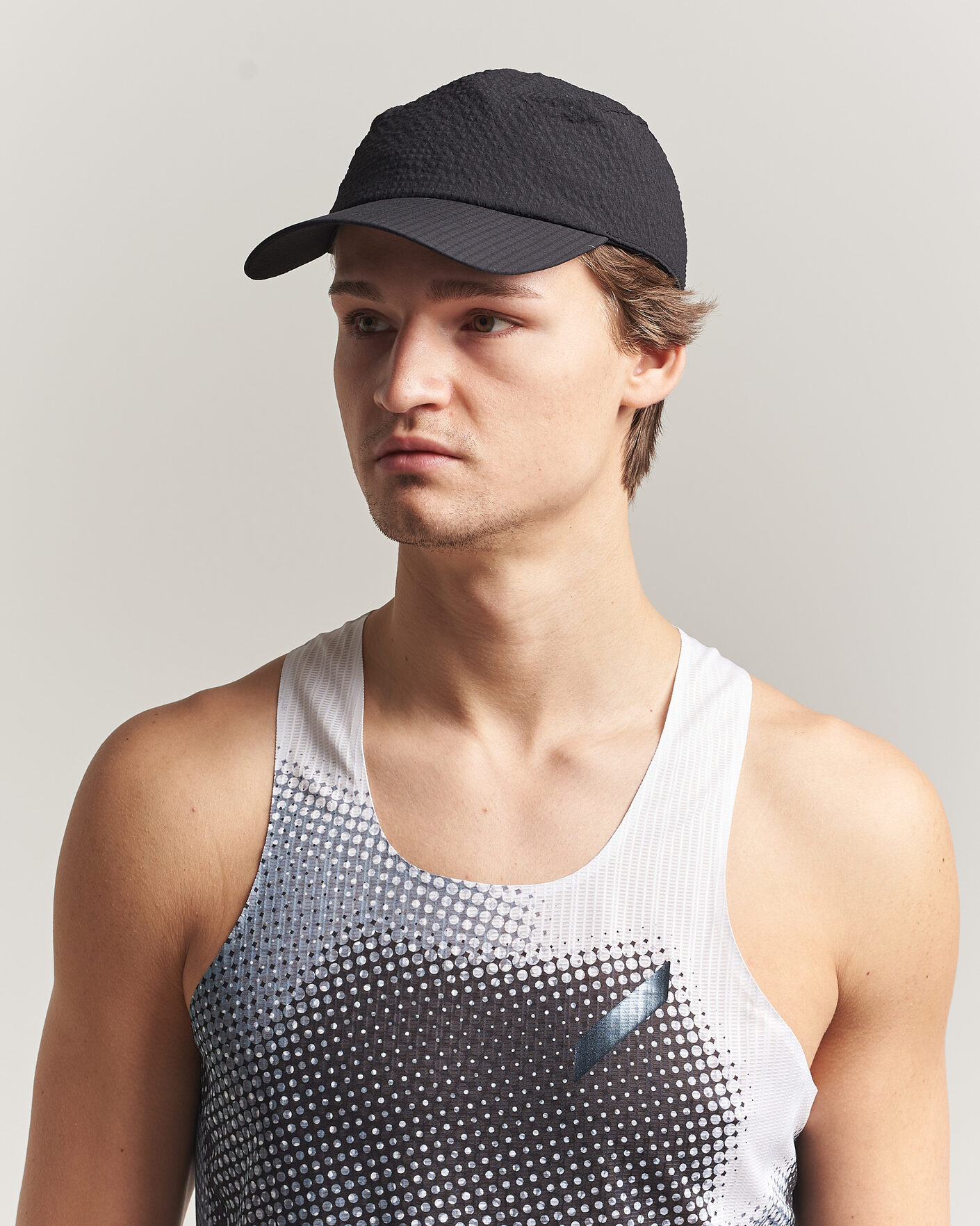 Men | Hats & Caps | SOAR Running | Dart Cap Black