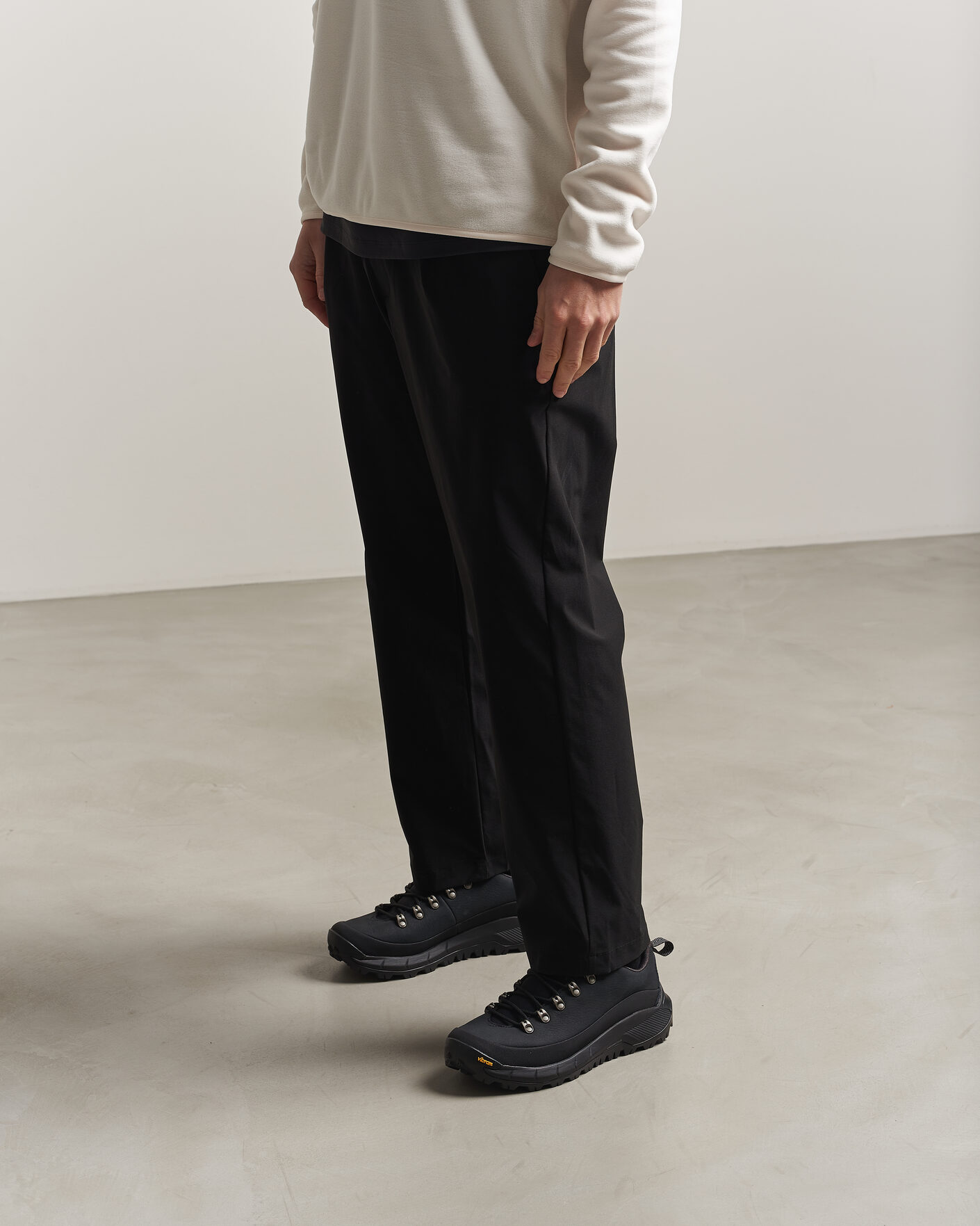 Men | Hiking shoes | Danner | MTN45 Nubuck Trail Shoe Black