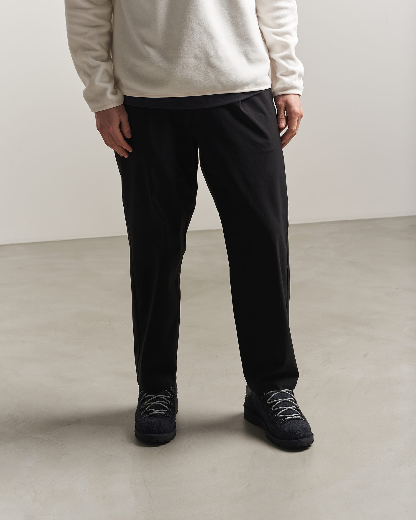 Men | Hiking shoes | Danner | Trail Field GORE-TEX Low Boot Jet Black