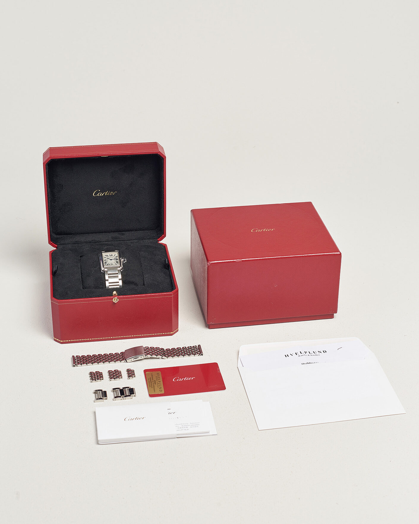 Men | Pre-Owned & Vintage Watches | Cartier Pre-Owned | Tank Must 