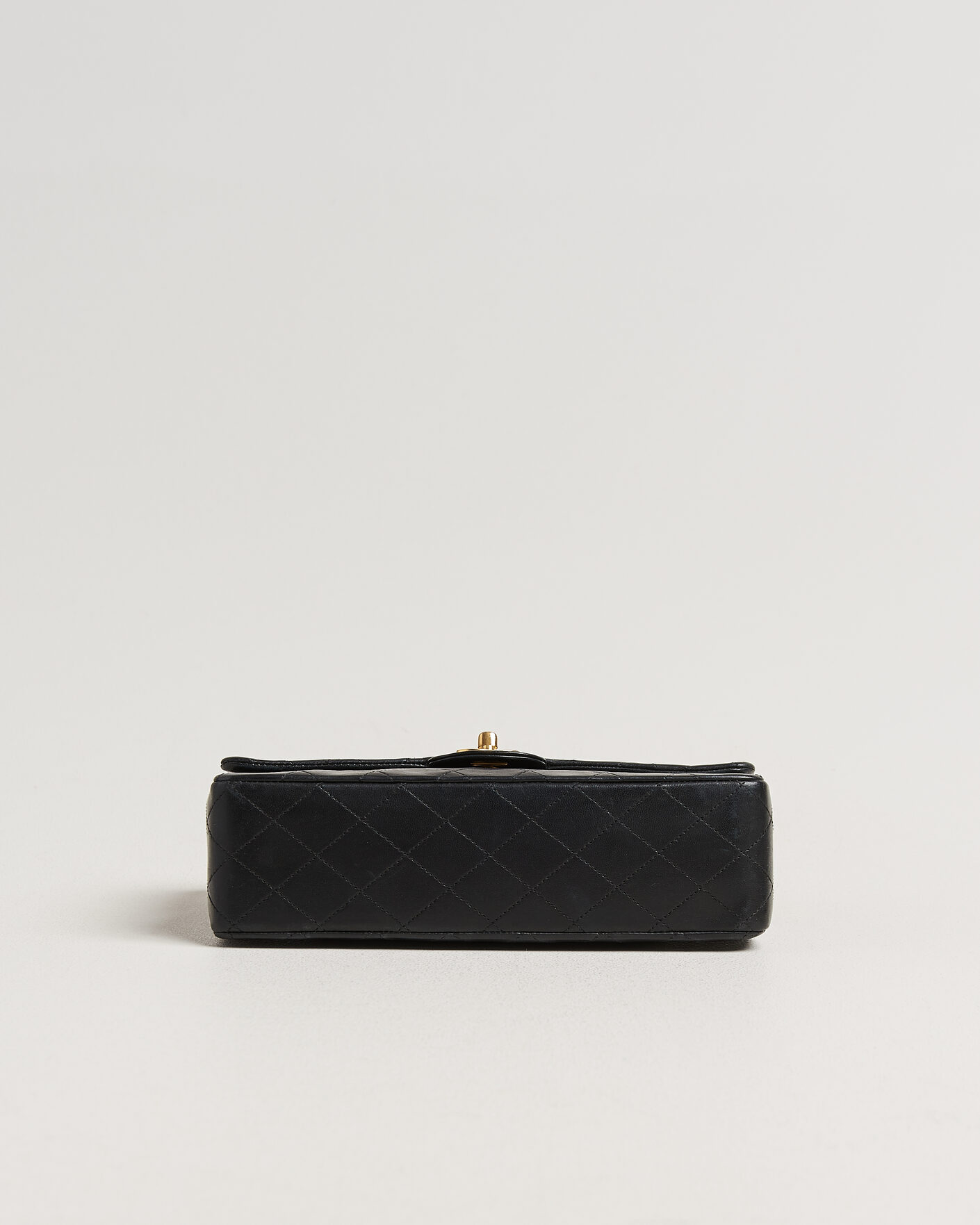 Men | Pre-Owned & Vintage Bags | Chanel Pre-Owned | Classic Medium Double Flap Bag Lambskin Black