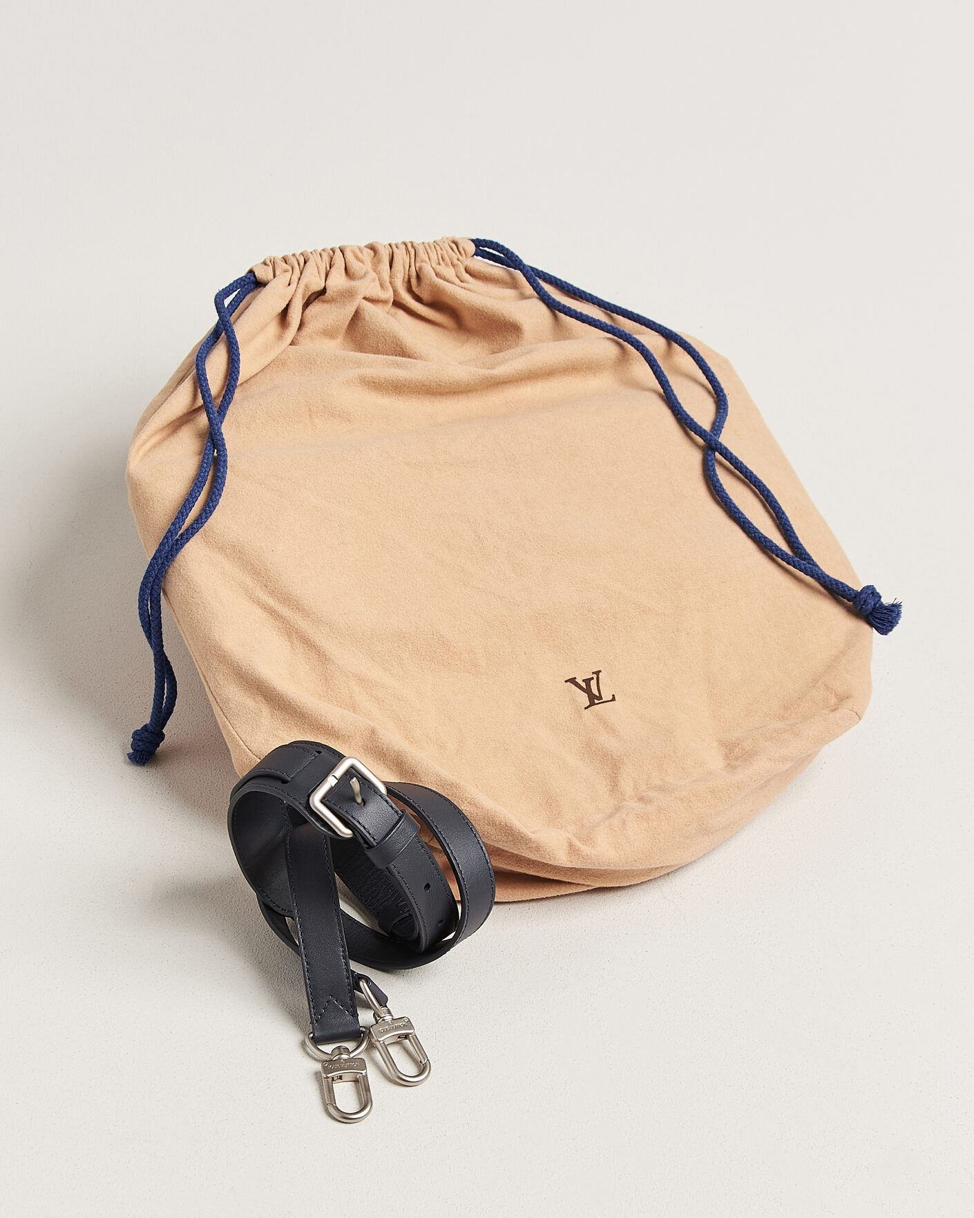 Men | Pre-Owned & Vintage Bags | Louis Vuitton Pre-Owned | Keepall Bandouliére 45 Damier Graphite