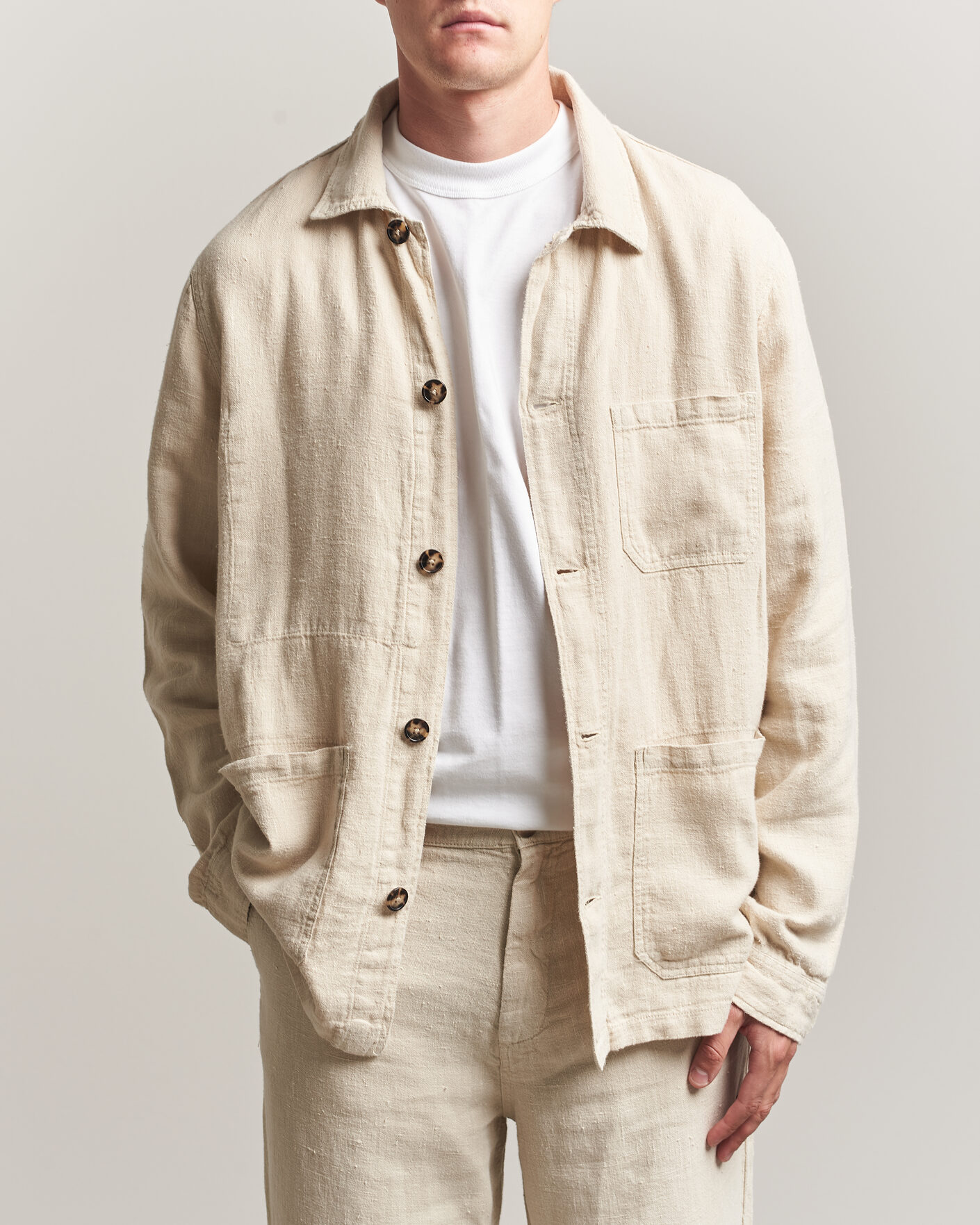 Men | Shirts | A Day's March | Original Linen Overshirt Oyster