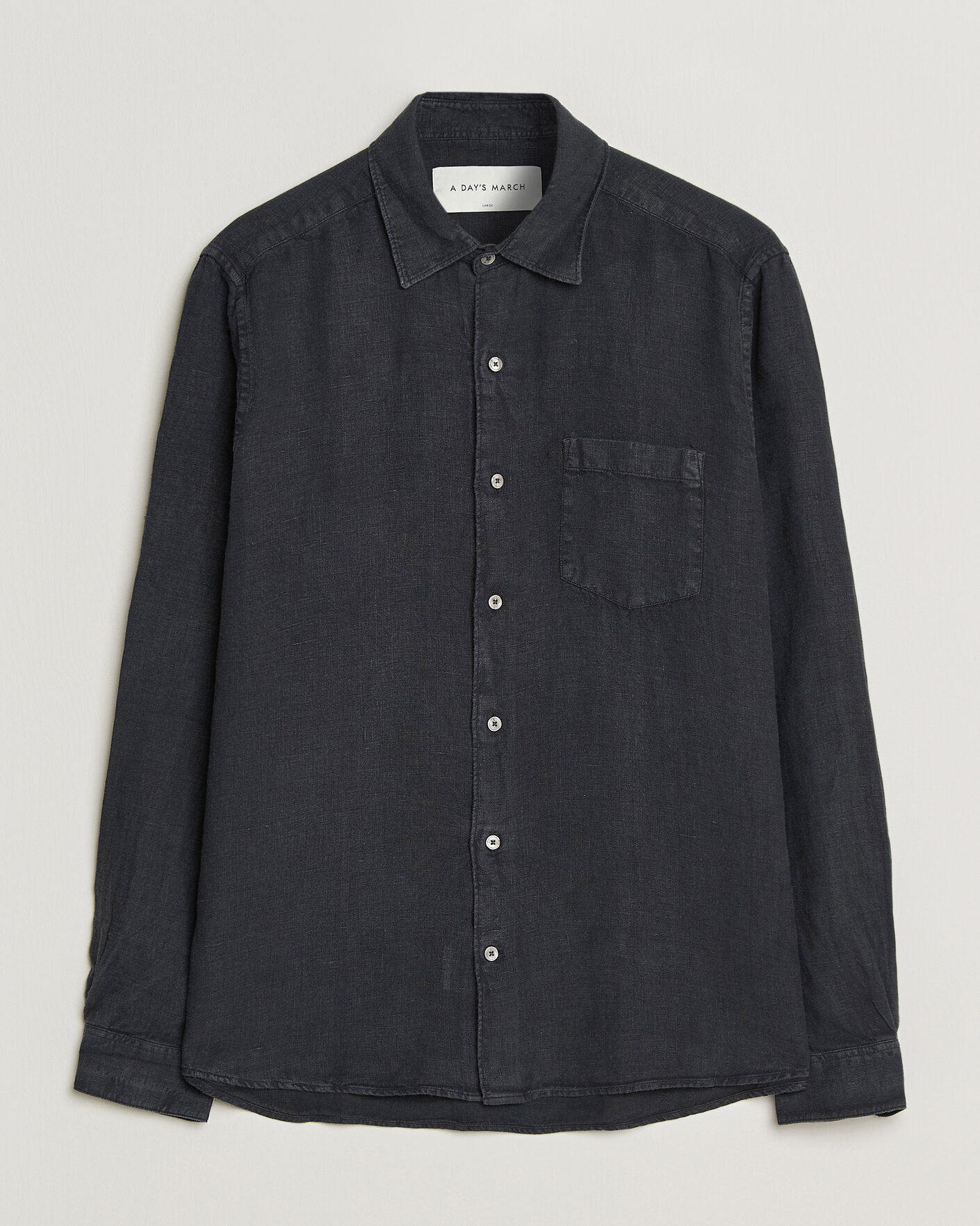 Men | Shirts | A Day's March | Daintree Linen Shirt Off Black