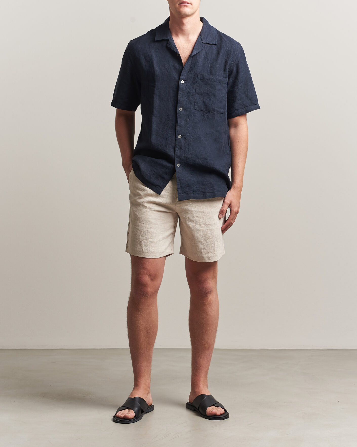 Men | Shirts | A Day's March | Yamu Linen Short Sleeve Shirt Navy