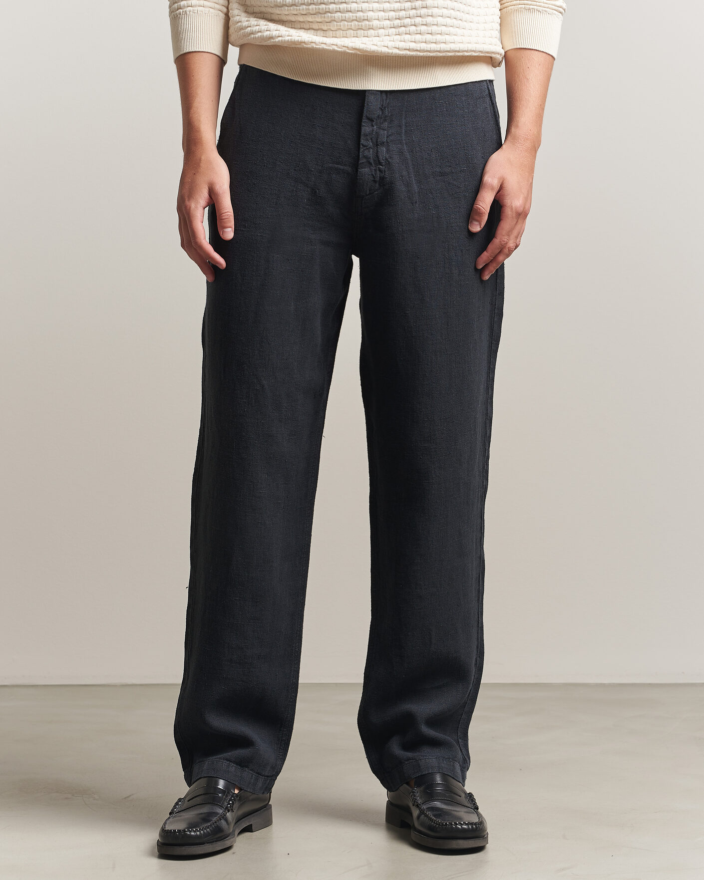 Men | Trousers | A Day's March | Redwood Linen Trousers Black