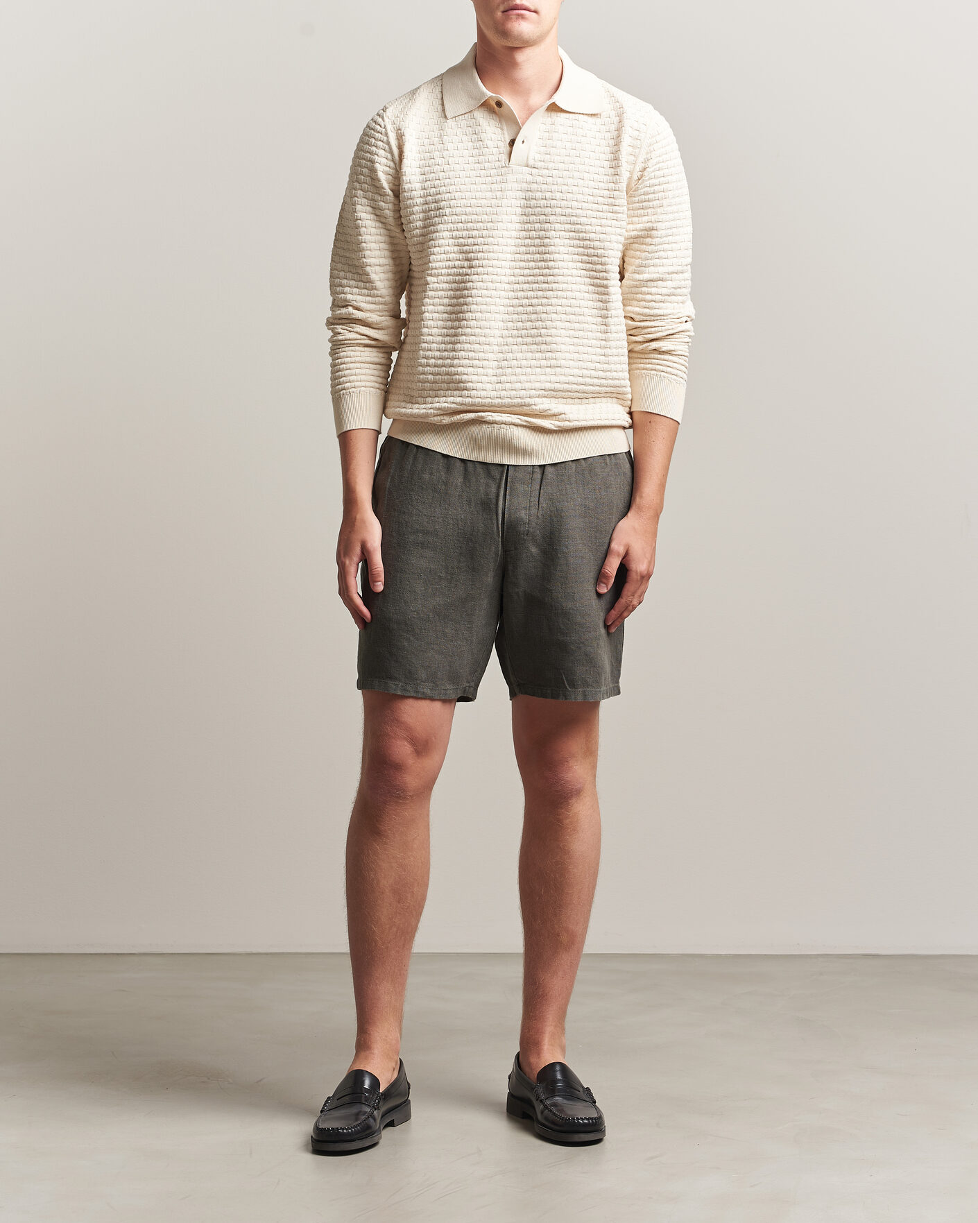 Men | Shorts | A Day's March | Ipu Linen Drawstring Shorts Olive