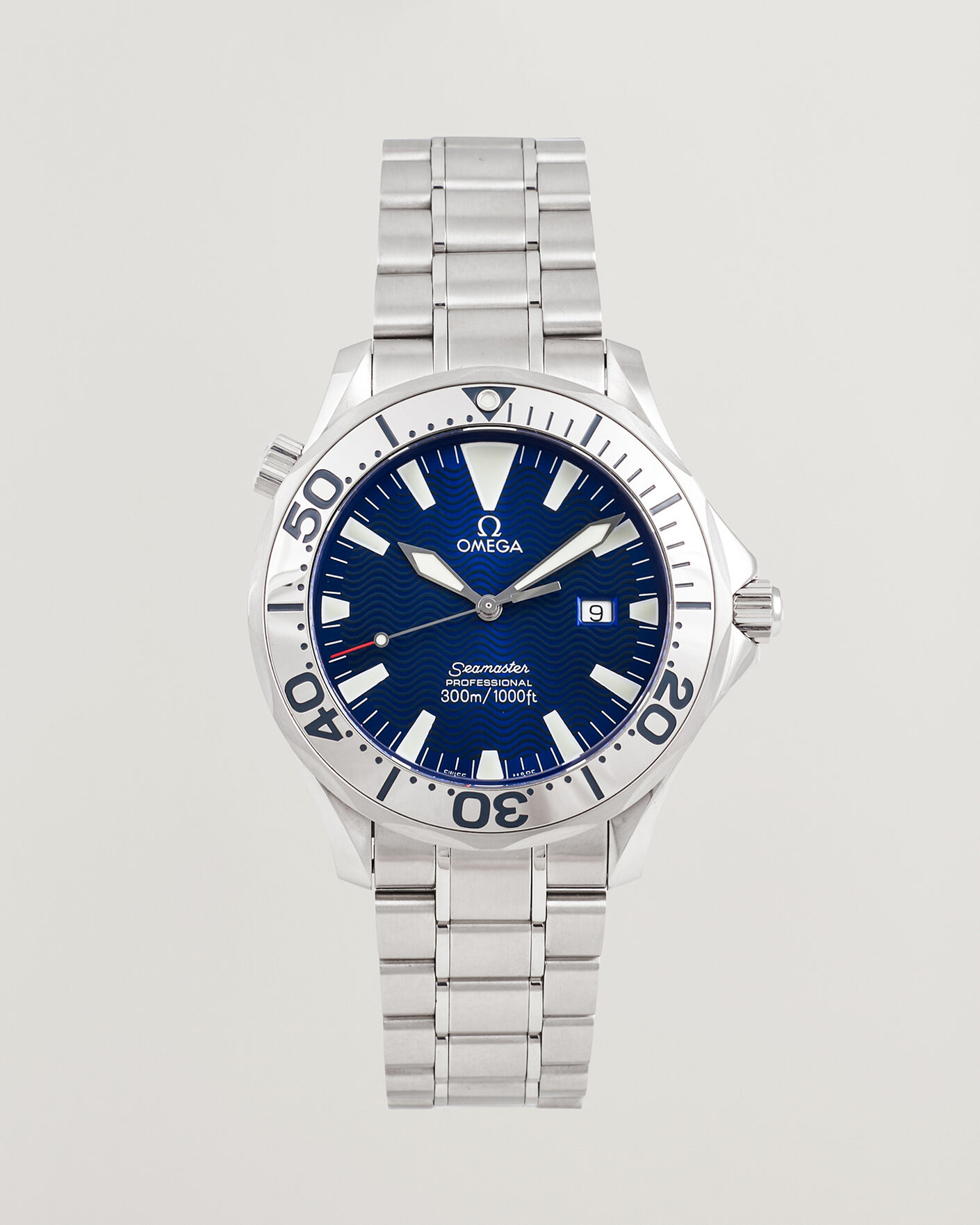 Men | Pre-Owned & Vintage Watches | Omega Pre-Owned | Seamaster 300M Electric Blue 