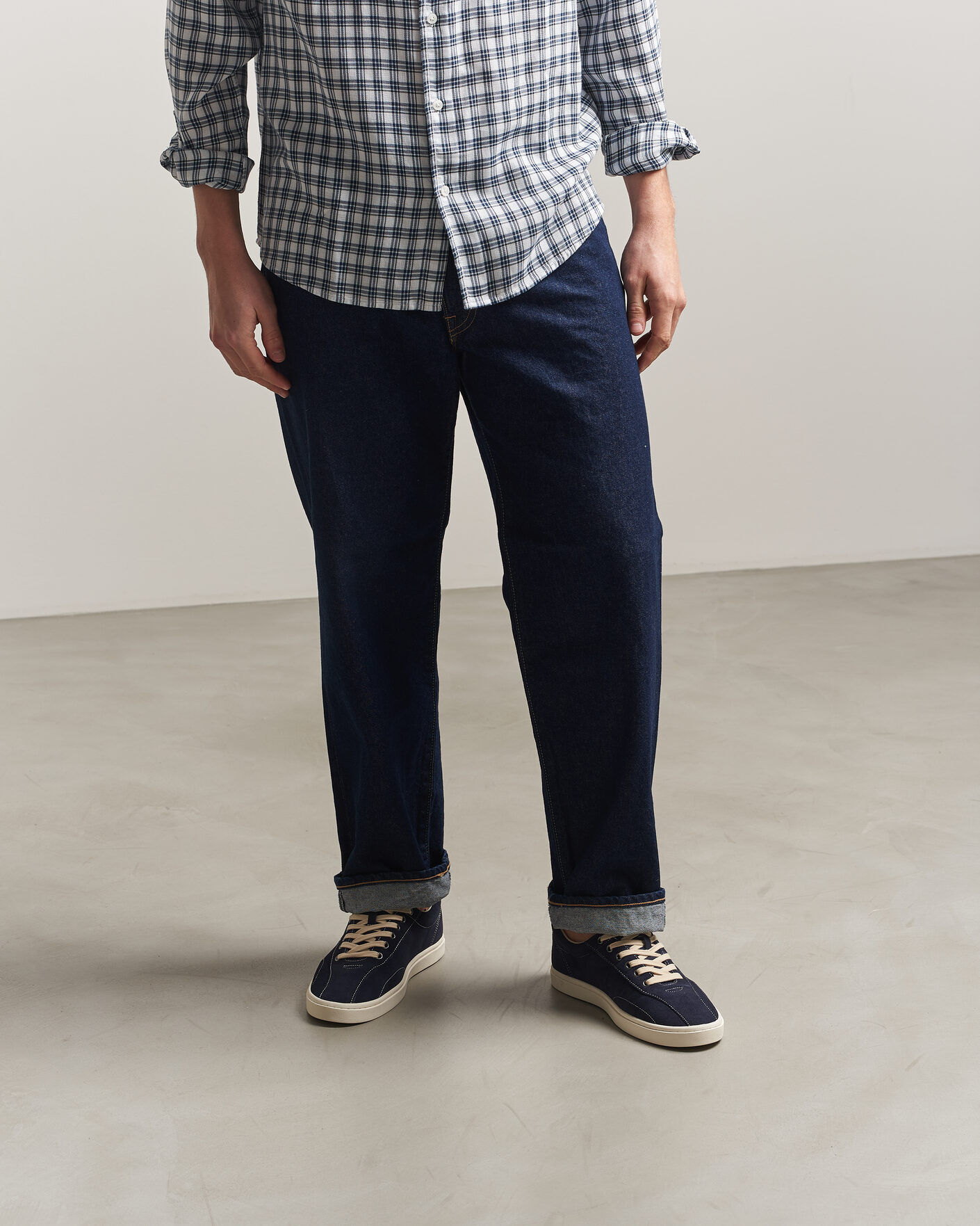 Men | Sneakers | Stepney Workers Club | Surma Suede Sneaker Navy