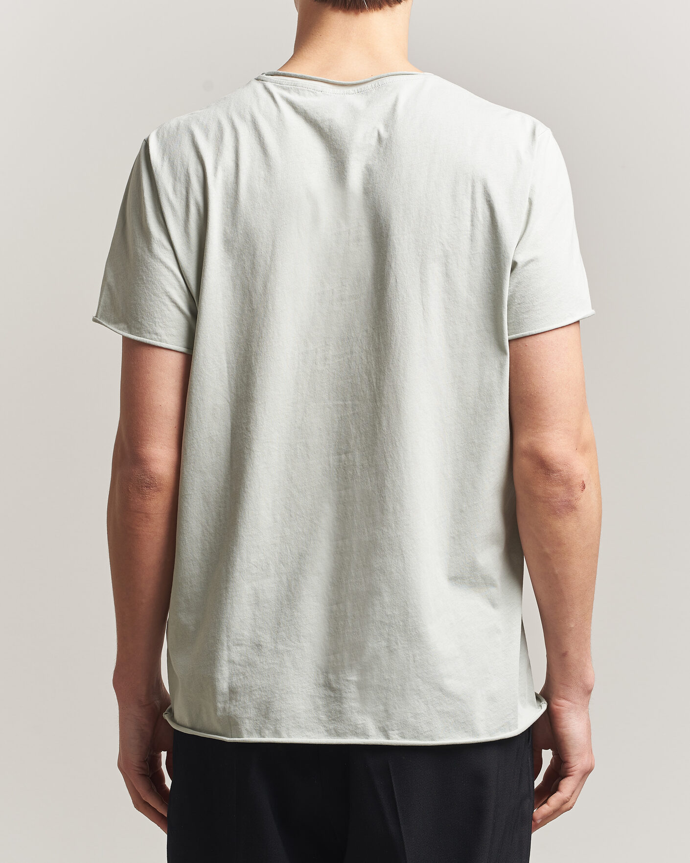 Men | T-Shirts | Filippa K | Roll Neck Crew Neck T-Shirt Silver Grey