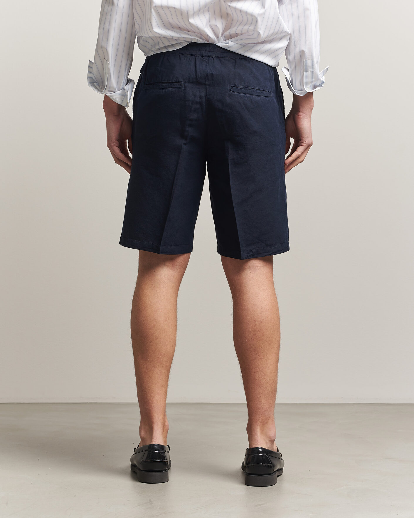 Men | Shorts | Filippa K | Theo Relaxed Linen/Cotton Drawstring Shorts Navy