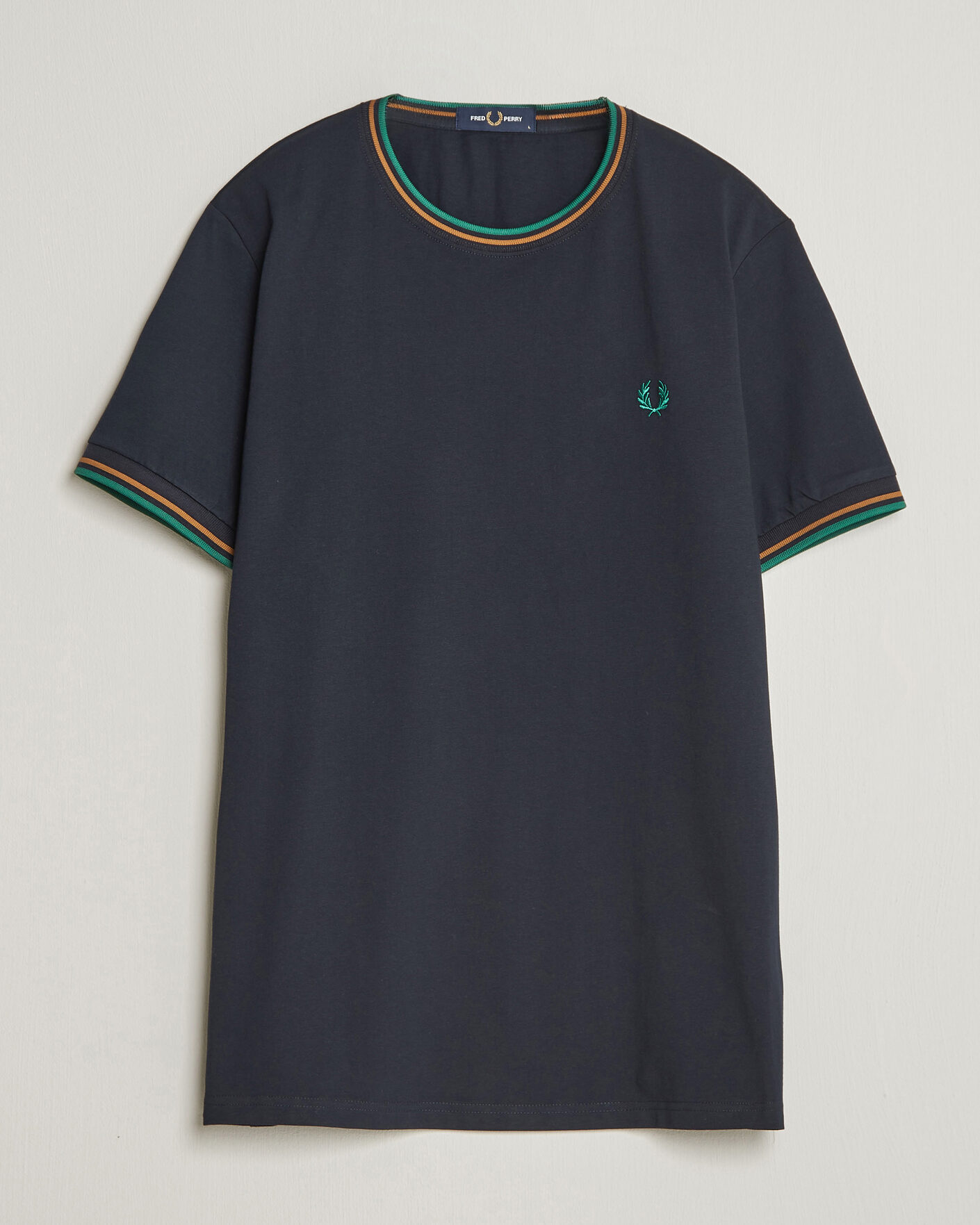 Men | T-Shirts | Fred Perry | Twin Tipped T-Shirt Navy