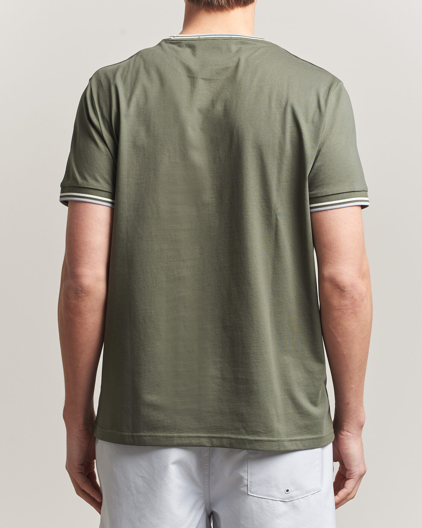 Men | T-Shirts | Fred Perry | Twin Tipped T-Shirt Laurel Wreath Green