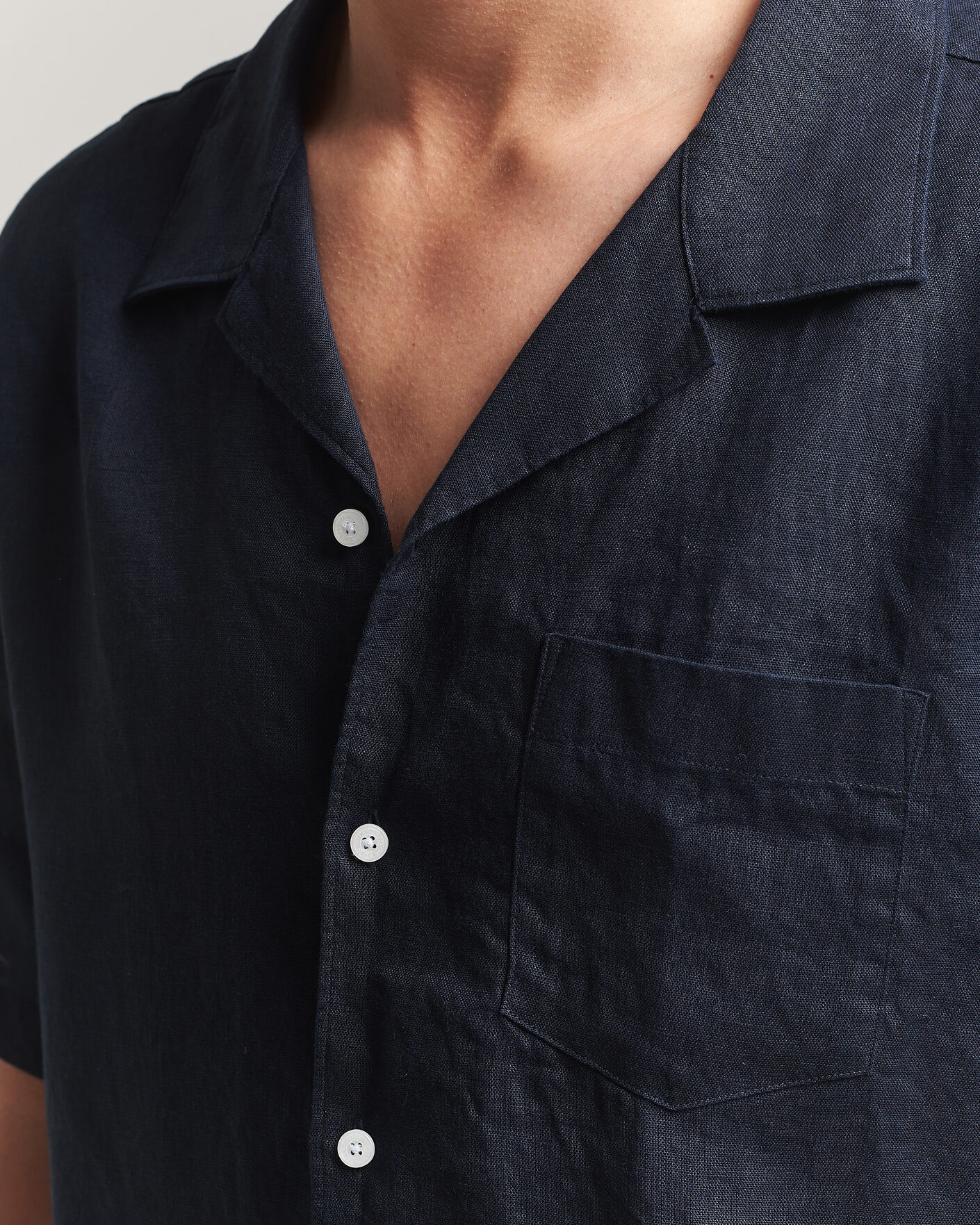 Men | Shirts | J.Lindeberg | Elio Linen Short Sleeve Shirt Navy