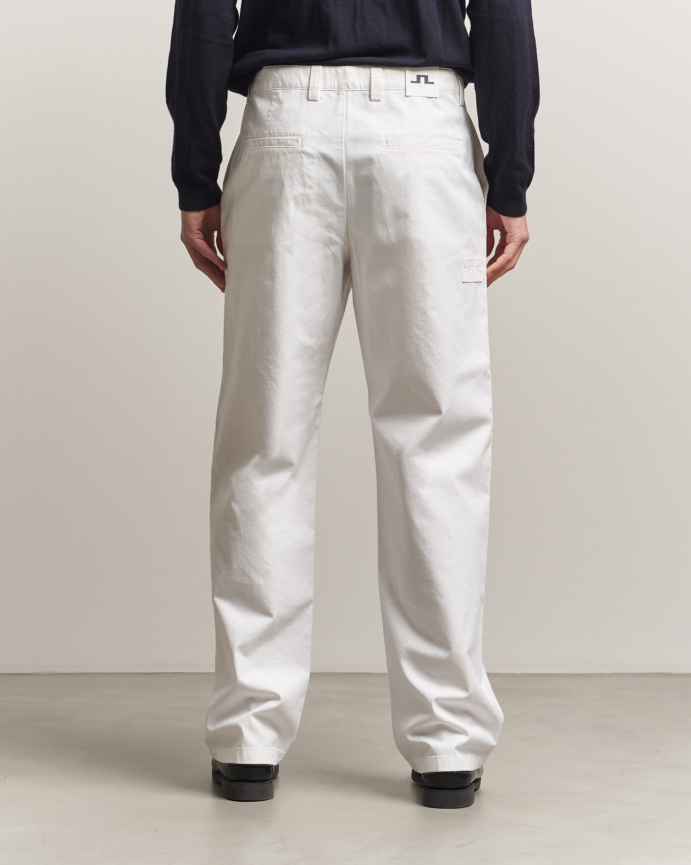 J.Lindeberg Devyn Cotton Twill Pants White at CareOfCarl.com