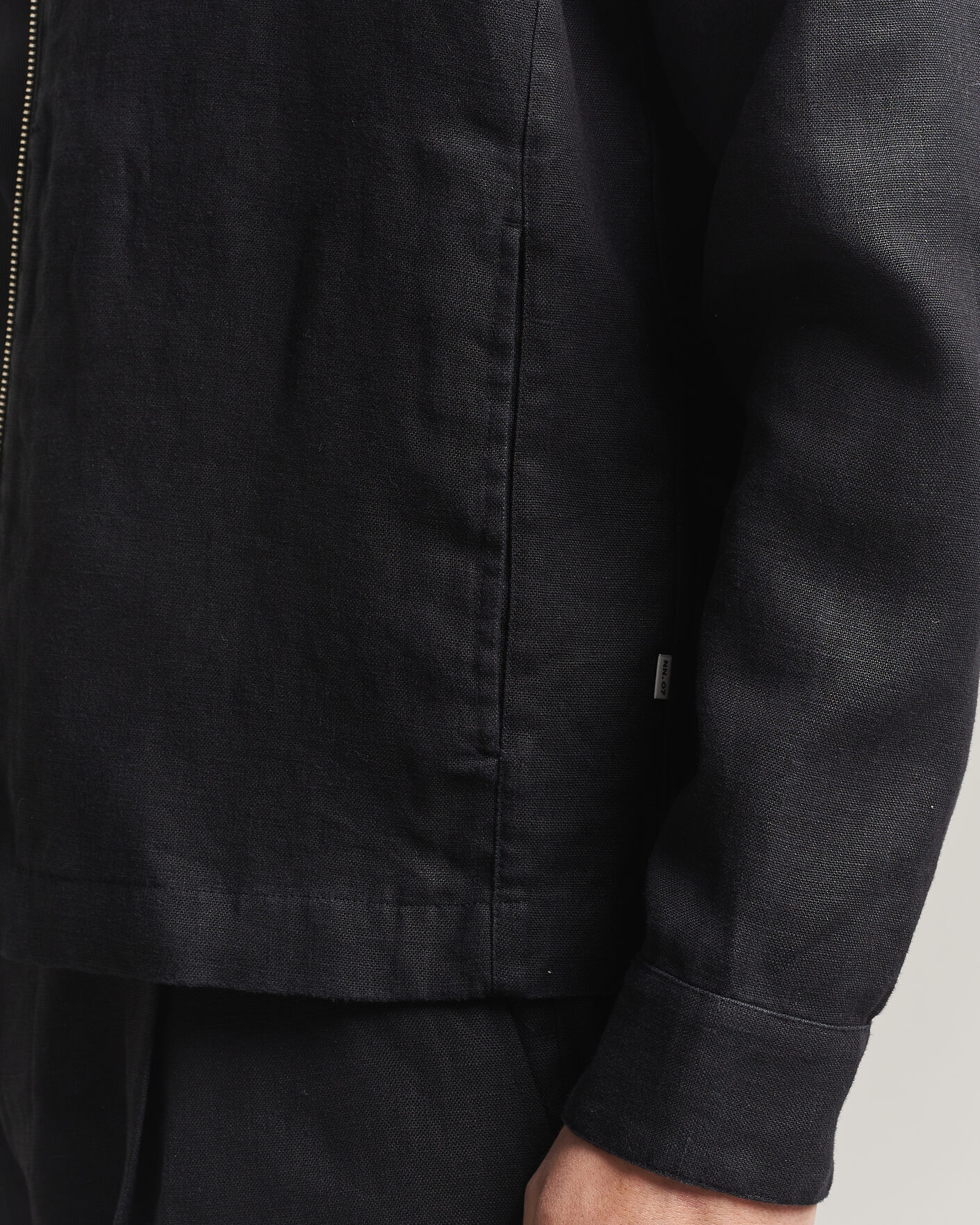 Men | Shirts | NN07 | Alban Linen Full Zip Overshirt Black