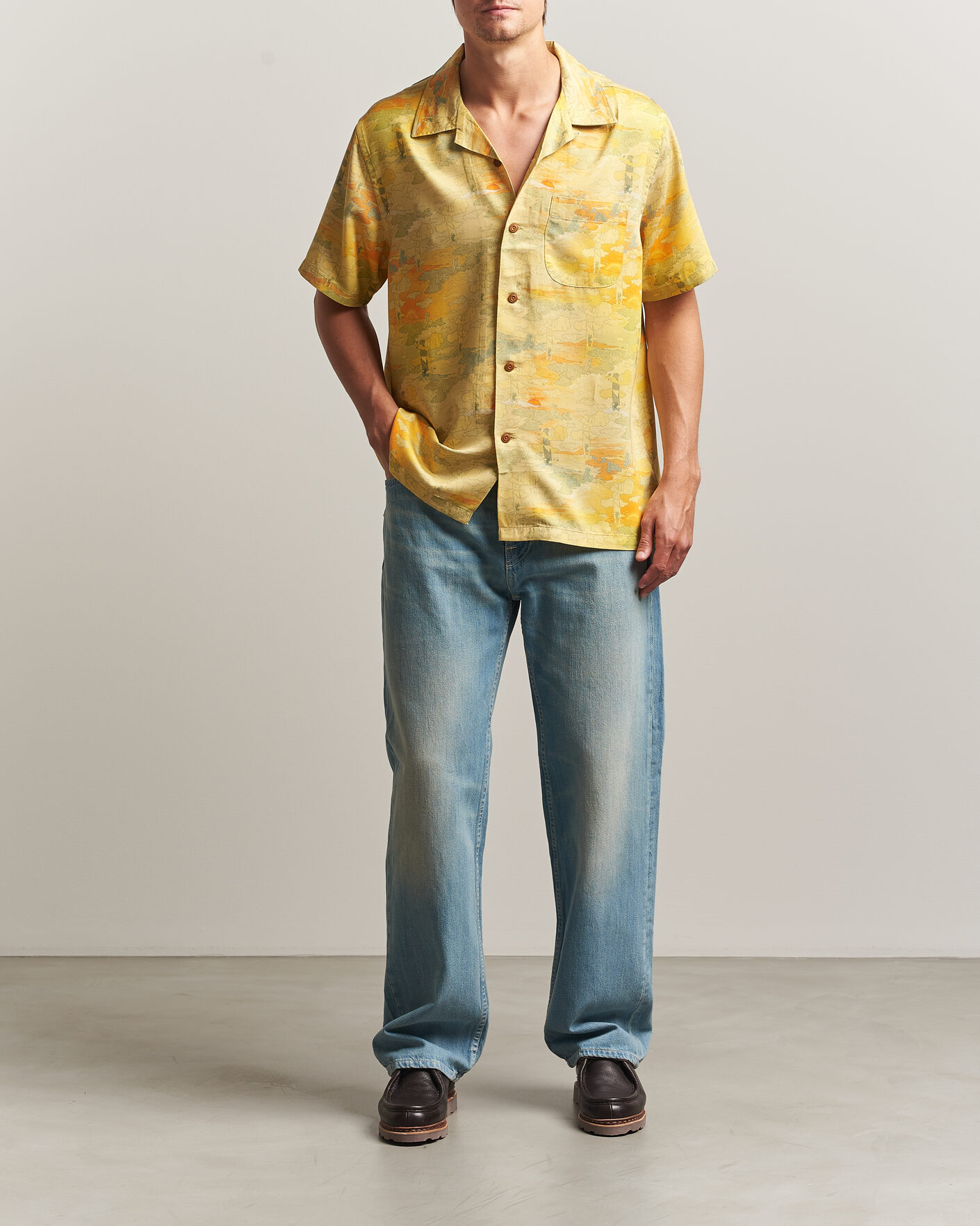 Men | Shirts | Nudie Jeans | Arvid Hawaii Shirt Drift Away