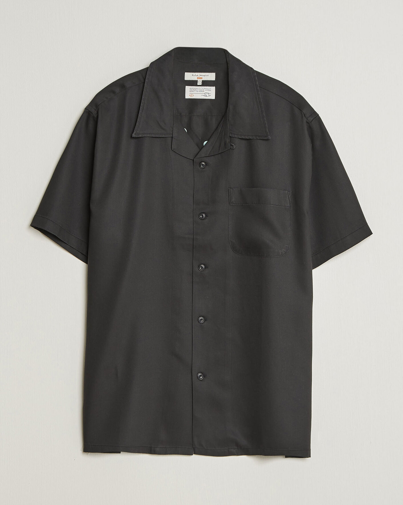 Men | Shirts | Nudie Jeans | Arthur Bowling Shirt Saftey Pi Black