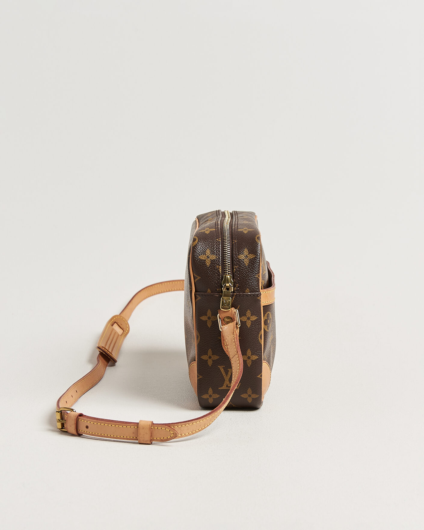 Louis Vuitton Pre-Owned Trocadero 27 Bag Monogram at CareOfCarl.com