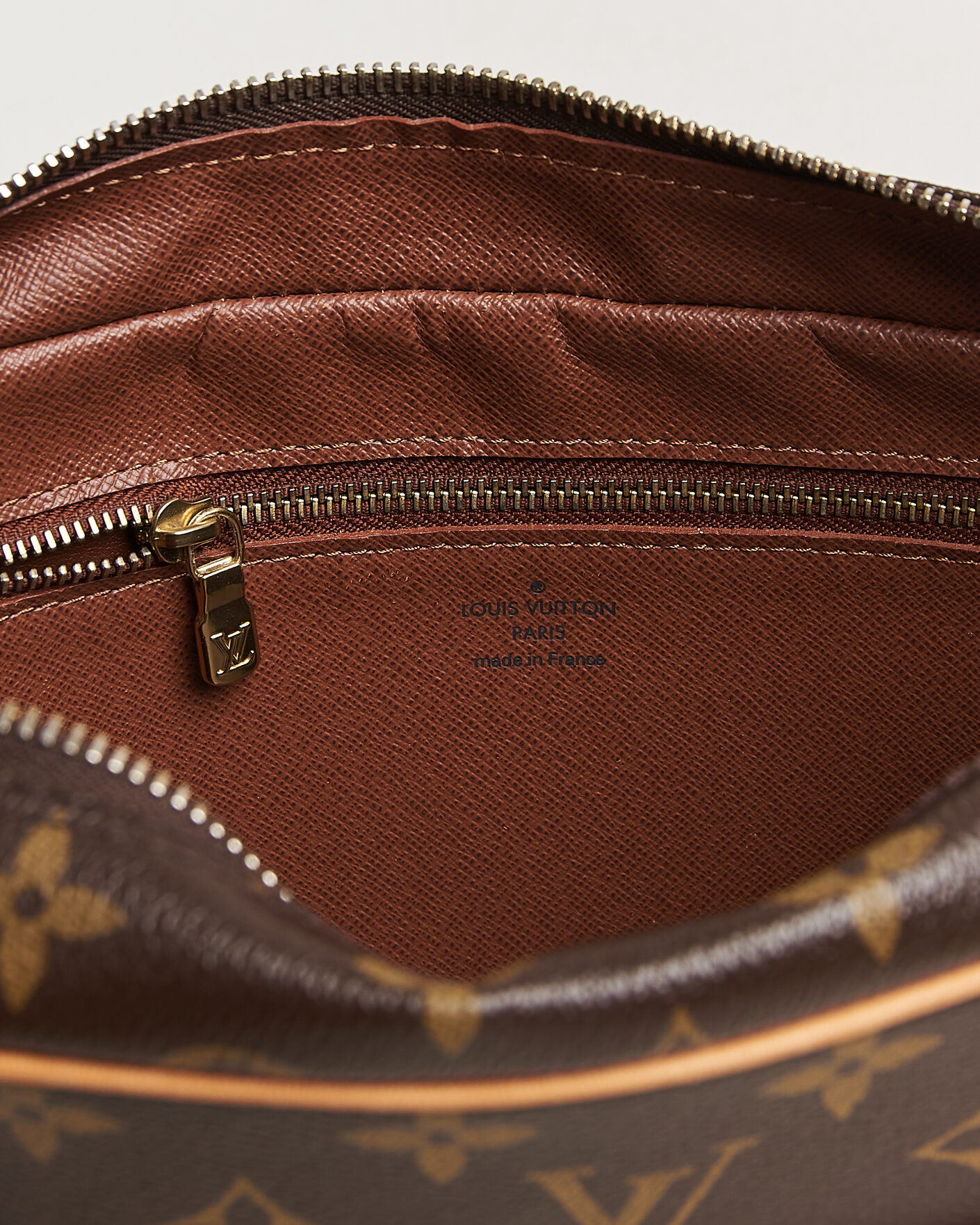 Men | Pre-Owned & Vintage Bags | Louis Vuitton Pre-Owned | Trocadero 27 Bag Monogram