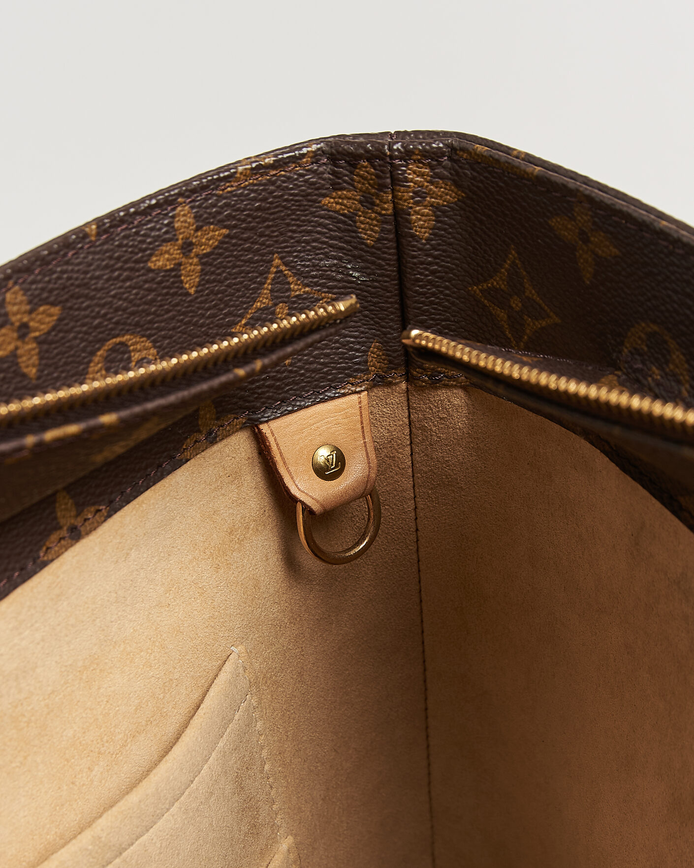 Men | Pre-Owned & Vintage Bags | Louis Vuitton Pre-Owned | Luco Bag Monogram
