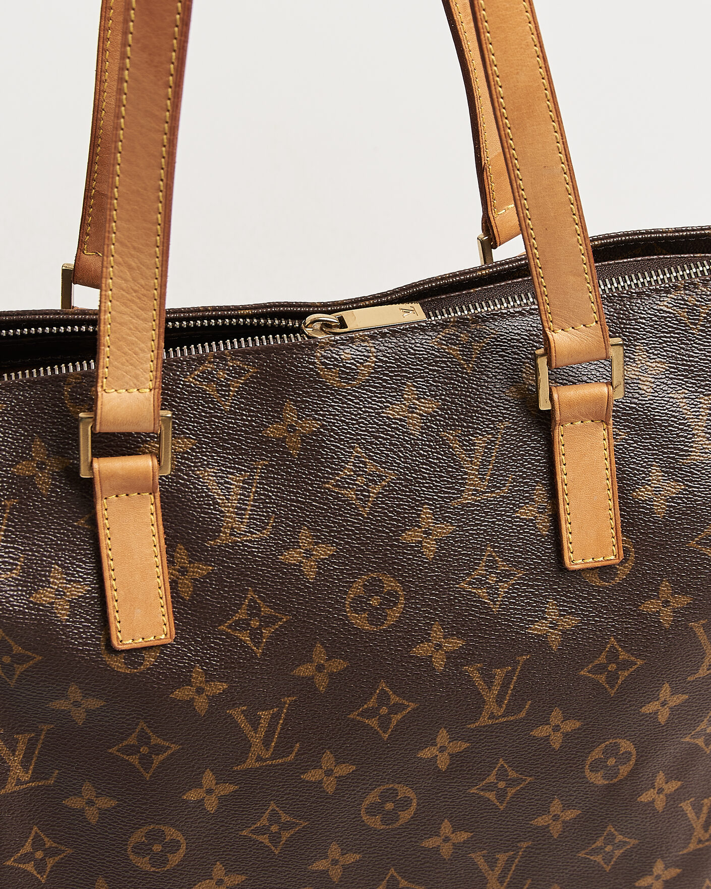 Louis Vuitton Pre-Owned Cabas Mezzo Monogram at CareOfCarl.com Louis Vuitton Pre-Owned Cabas Mezzo Monogram at CareOfCarl.com