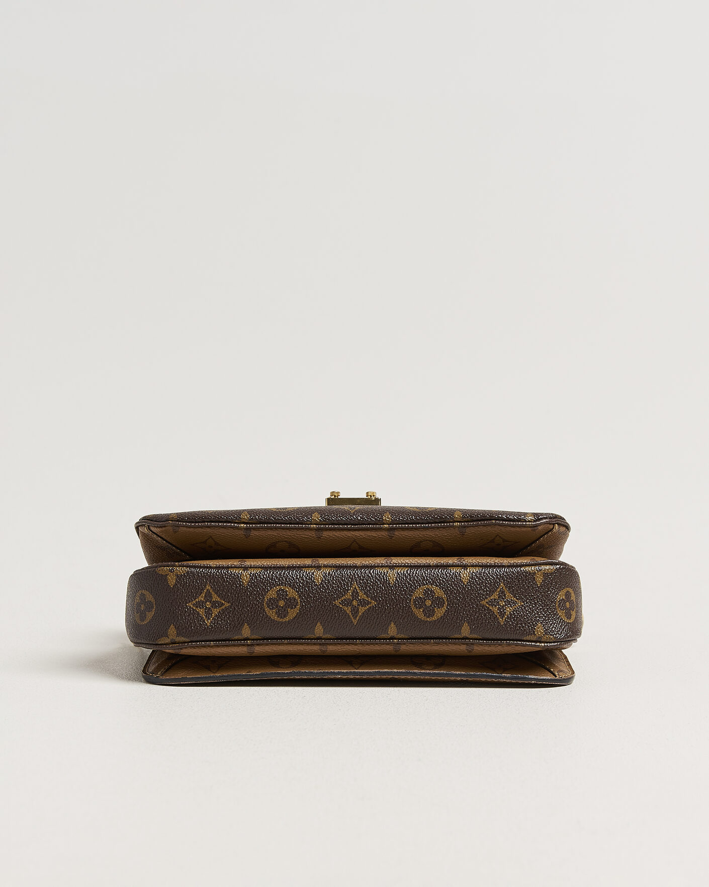 Men | Pre-Owned & Vintage Bags | Louis Vuitton Pre-Owned | Pochette Métis Reverse Monogram