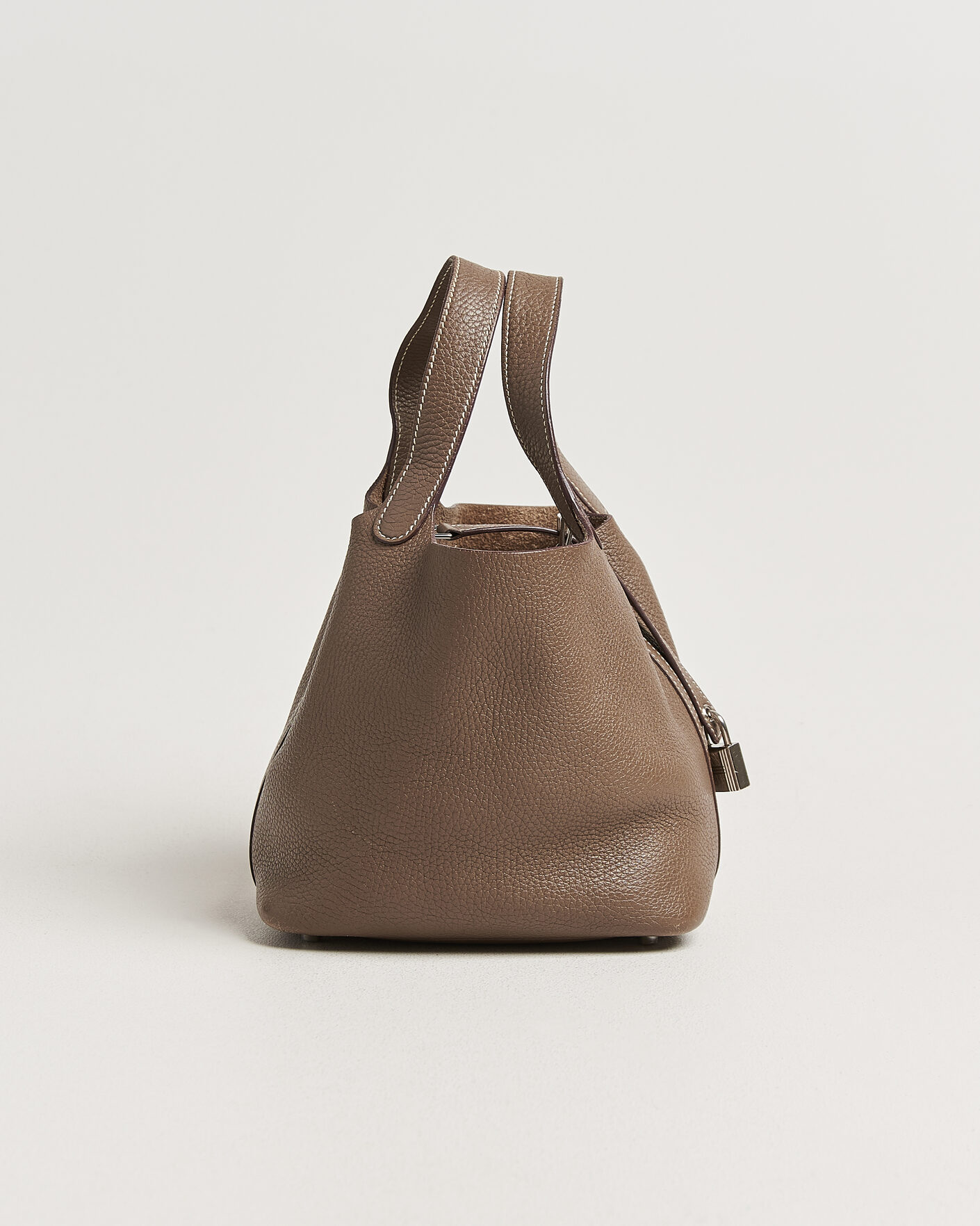 Men | Pre-Owned & Vintage Bags | Hermès Pre-Owned | Picotin Lock 18 Etoupe