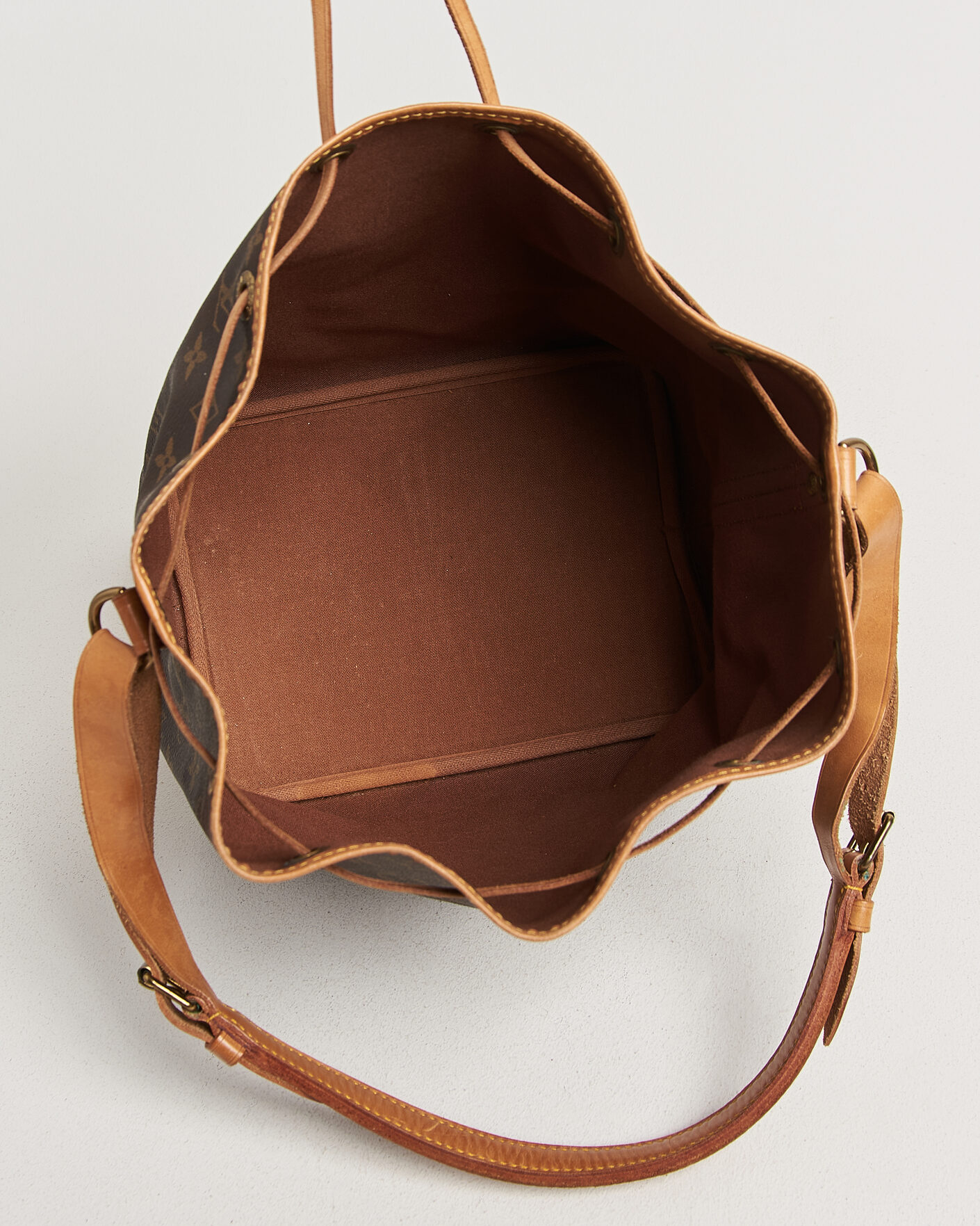 Men | Pre-Owned & Vintage Bags | Louis Vuitton Pre-Owned | Petit Noé Monogram