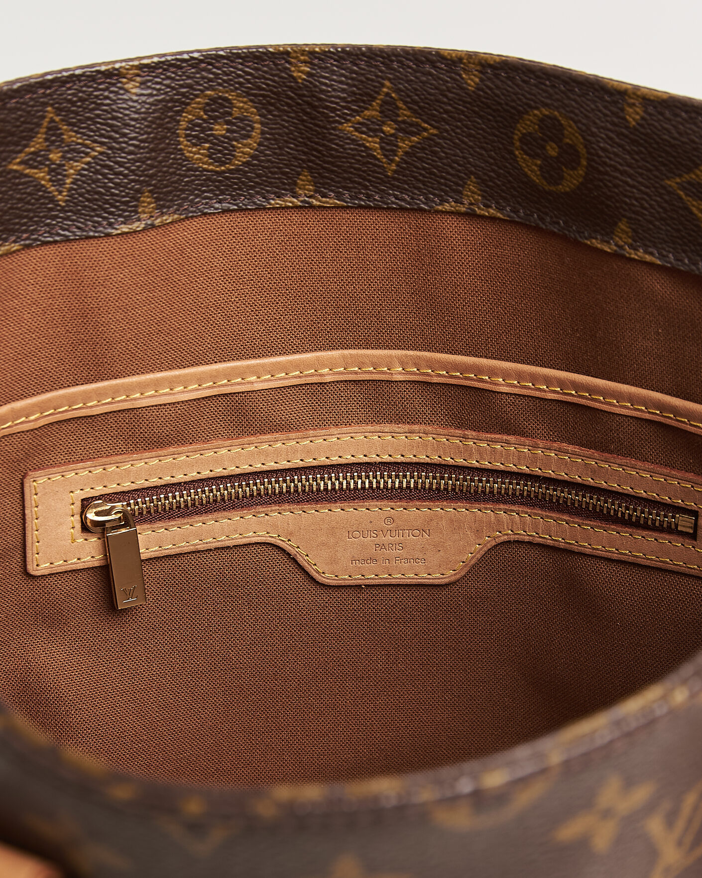 Men | Pre-Owned & Vintage Bags | Louis Vuitton Pre-Owned | Vavin Bag GM Monogram