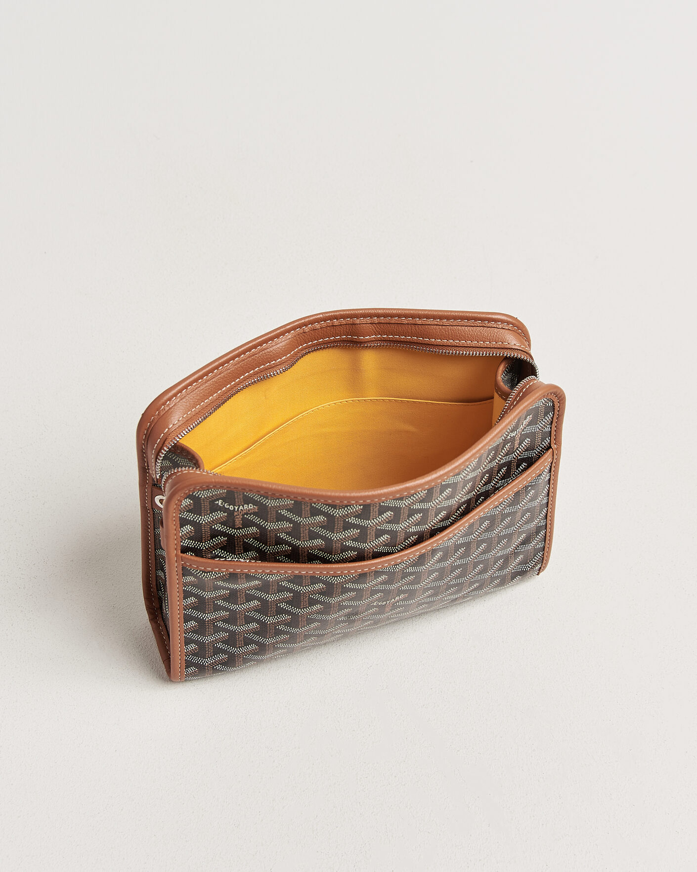 Men | Pre-Owned & Vintage Bags | Goyard Pre-Owned | Jouvance MM Toiletry Bag Black