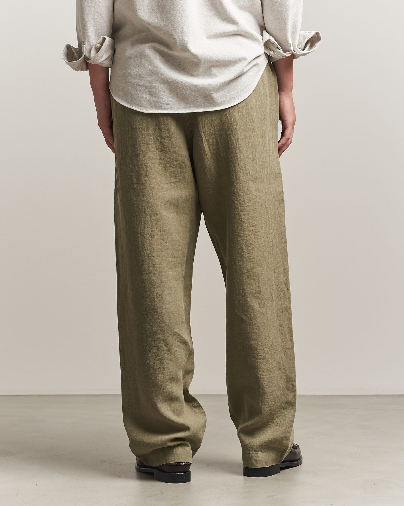 Men | Trousers | Polo Ralph Lauren | Easy Fit Pleated Trousers Sage Green