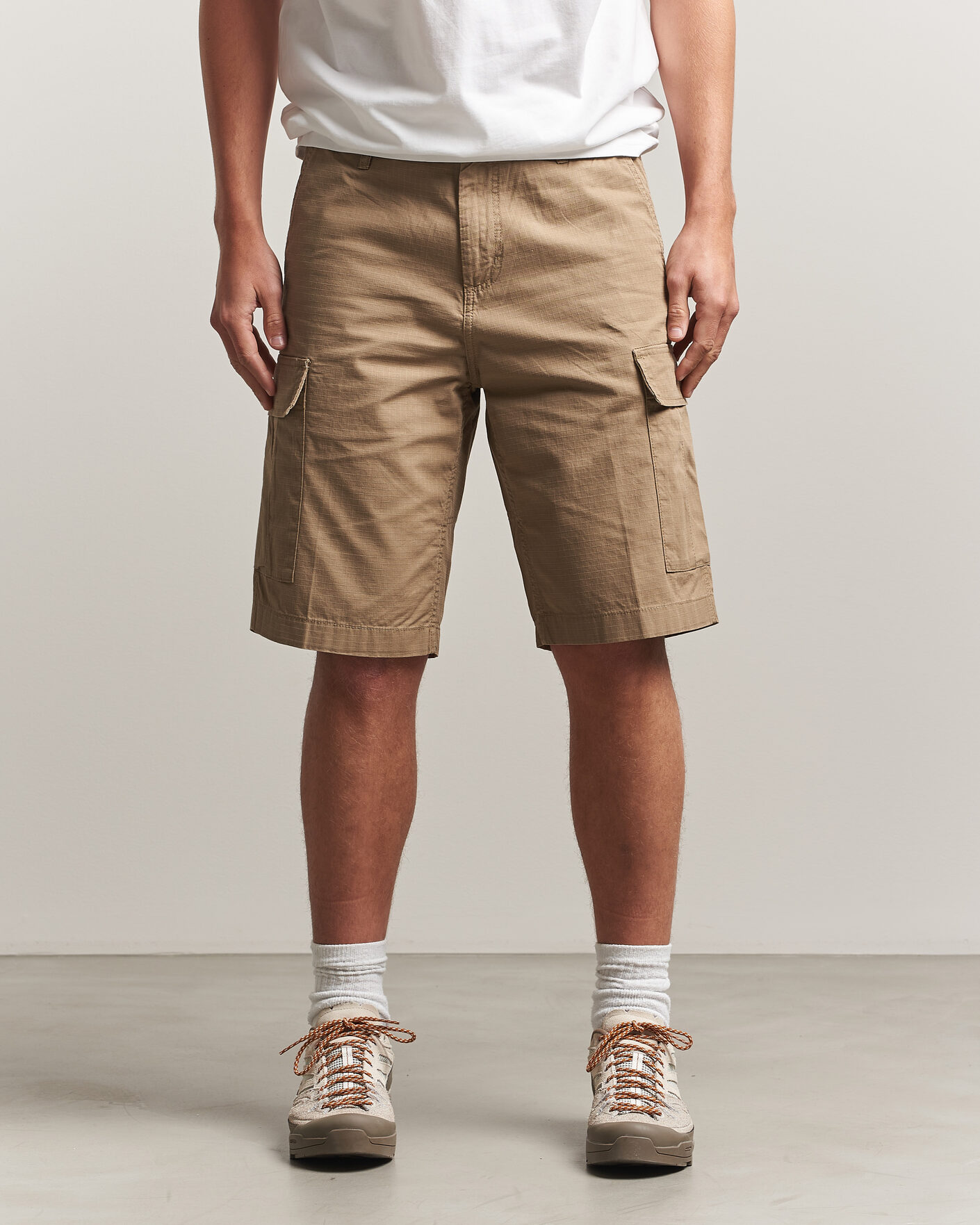 Men | Shorts | Carhartt WIP | Regular Cargo Ripstop Shorts Leather