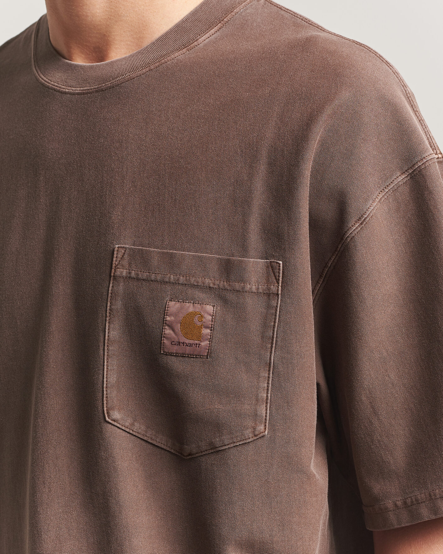 Men | T-Shirts | Carhartt WIP | Loose Pocket T-Shirt Tobacco