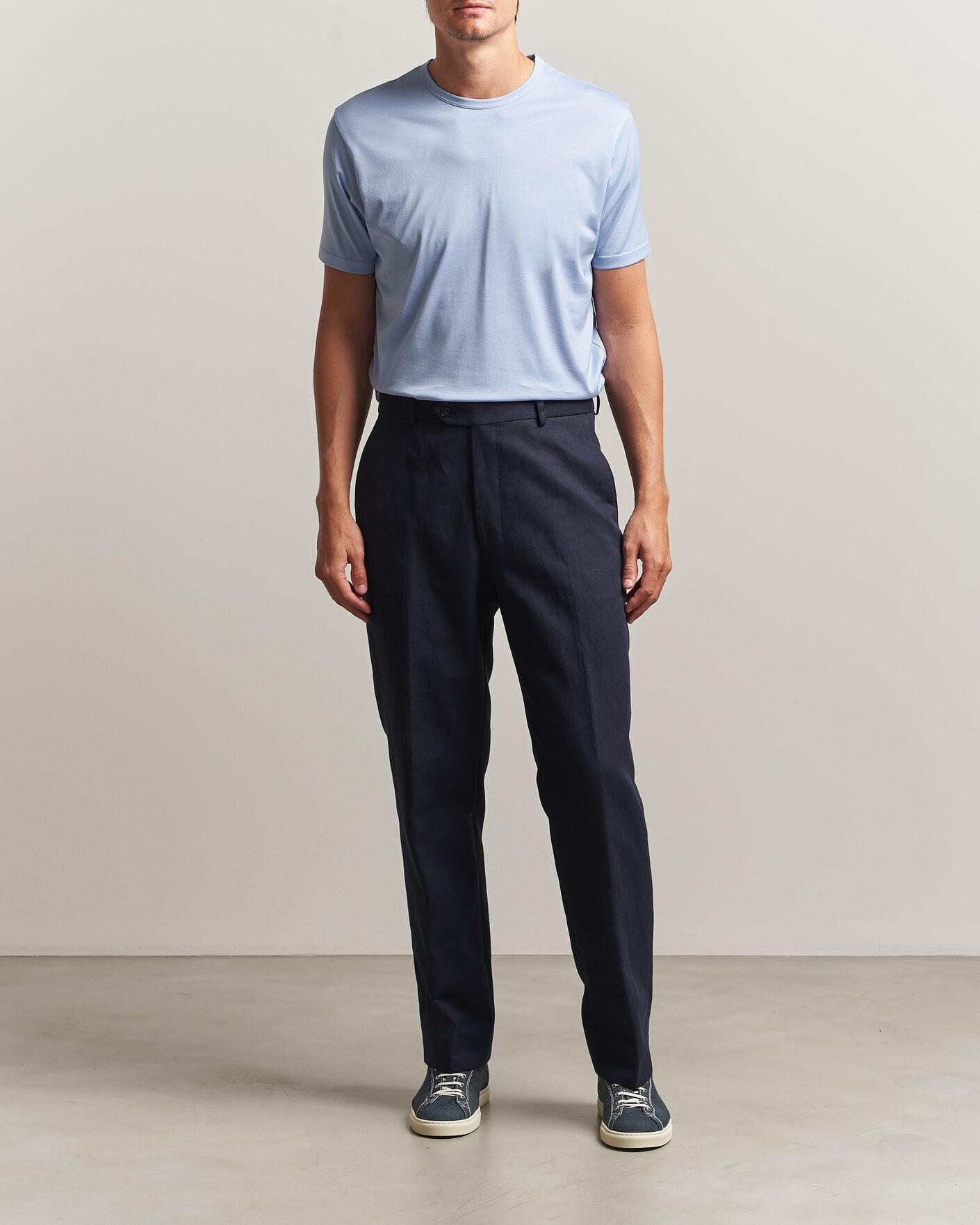 Men | T-Shirts | Sunspel | Crew Neck Q82 Cotton T-Shirt Sky Blue