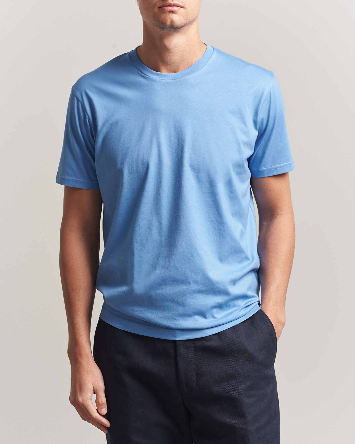 Men | T-Shirts | Sunspel | Riviera Midweight T-Shirt Azure Blue
