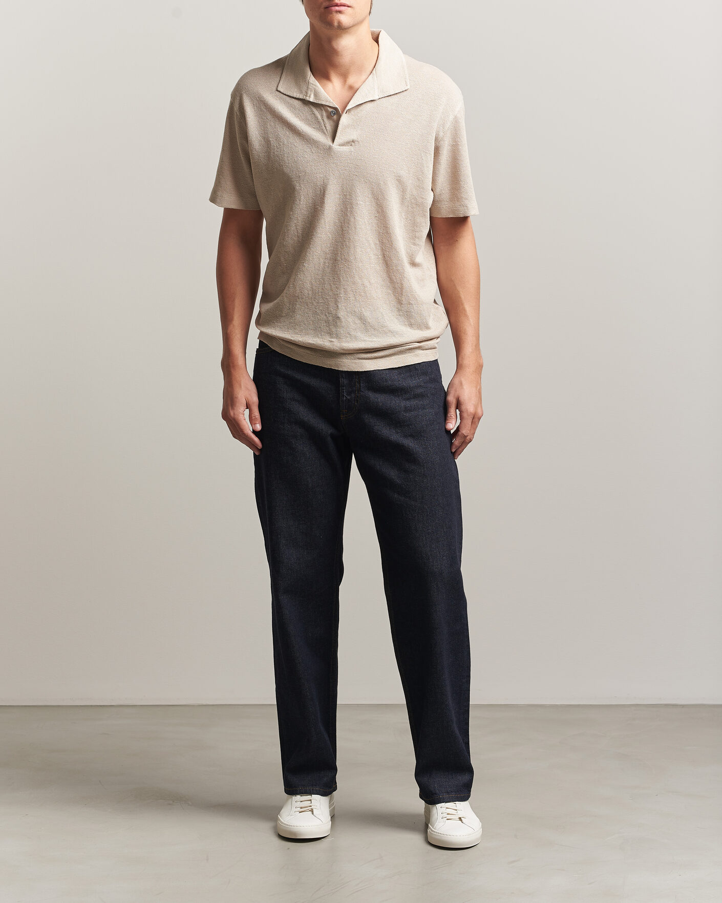 Men | Polo Shirts | Sunspel | Linen Pique Polo Hazelwood