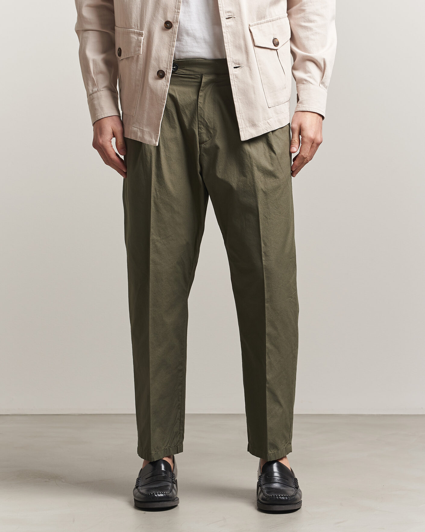 Men | Trousers | Massimo Alba | Stan Pleated Chinos Military