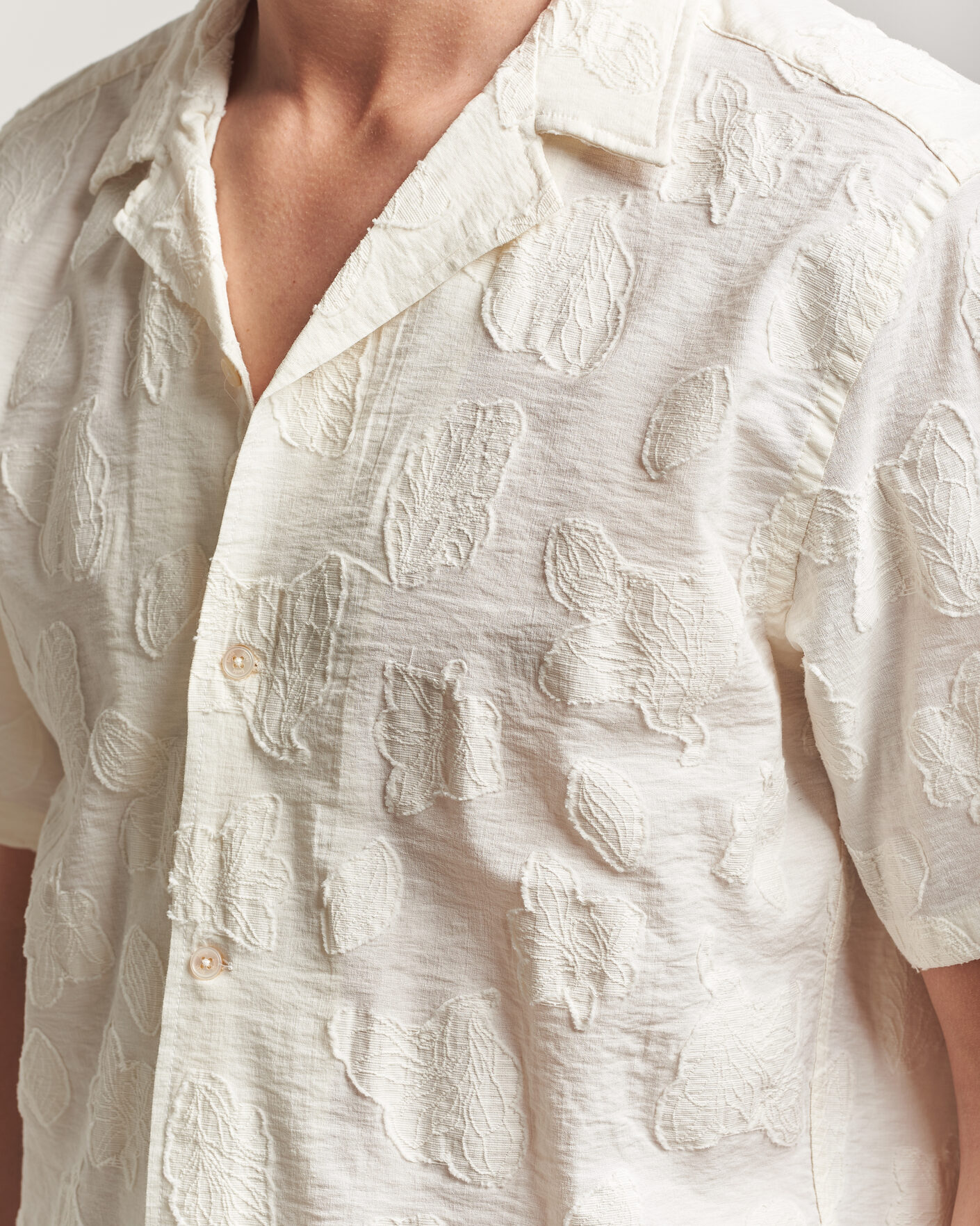Forét Peer Jaquard Short Sleeve Shirt Cloud at CareOfCarl.com
