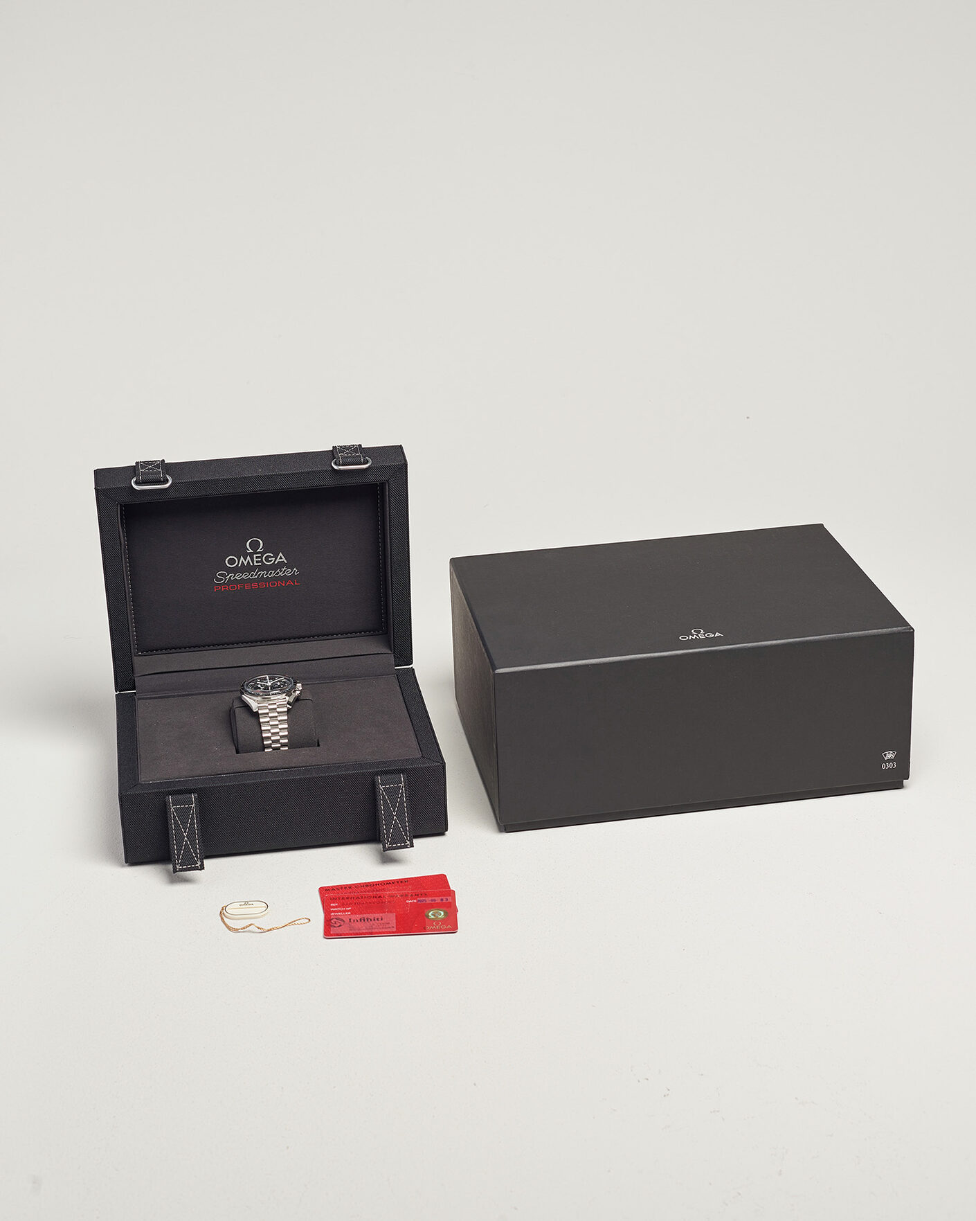 Men | Pre-Owned & Vintage Watches | Omega Pre-Owned | Speedmaster PRO 