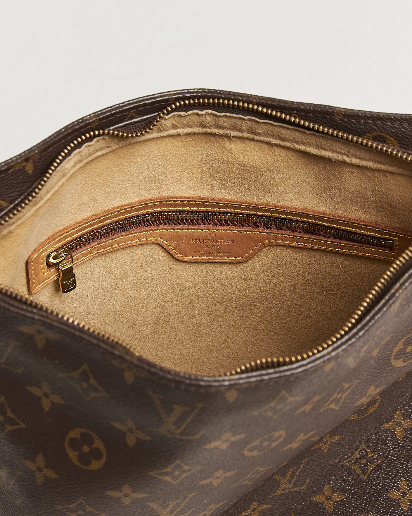Men | Pre-Owned & Vintage Bags | Louis Vuitton Pre-Owned | Looping Handbag GM Monogram