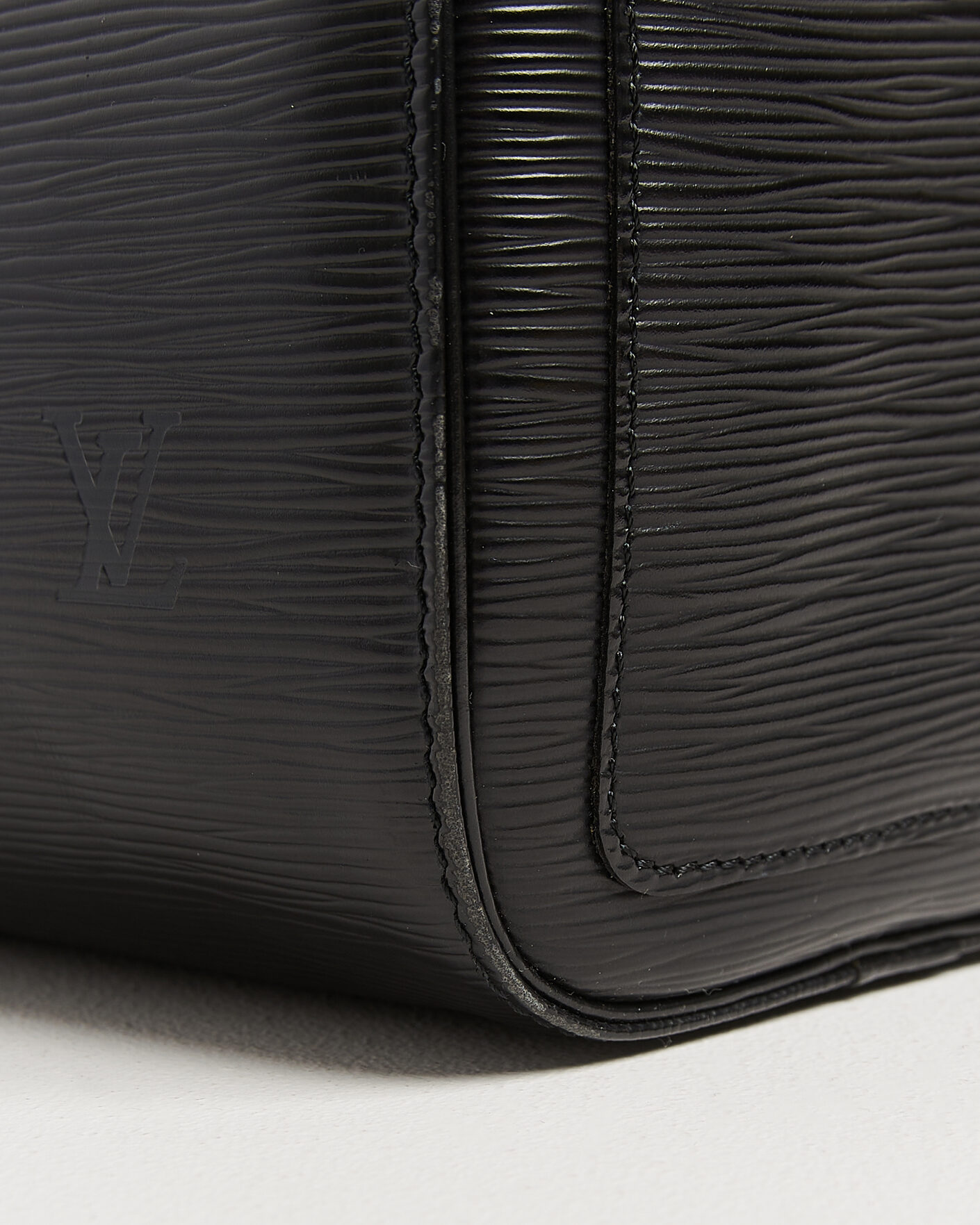 Men | Pre-Owned & Vintage Bags | Louis Vuitton Pre-Owned | Speedy Epi Leather 25 Black